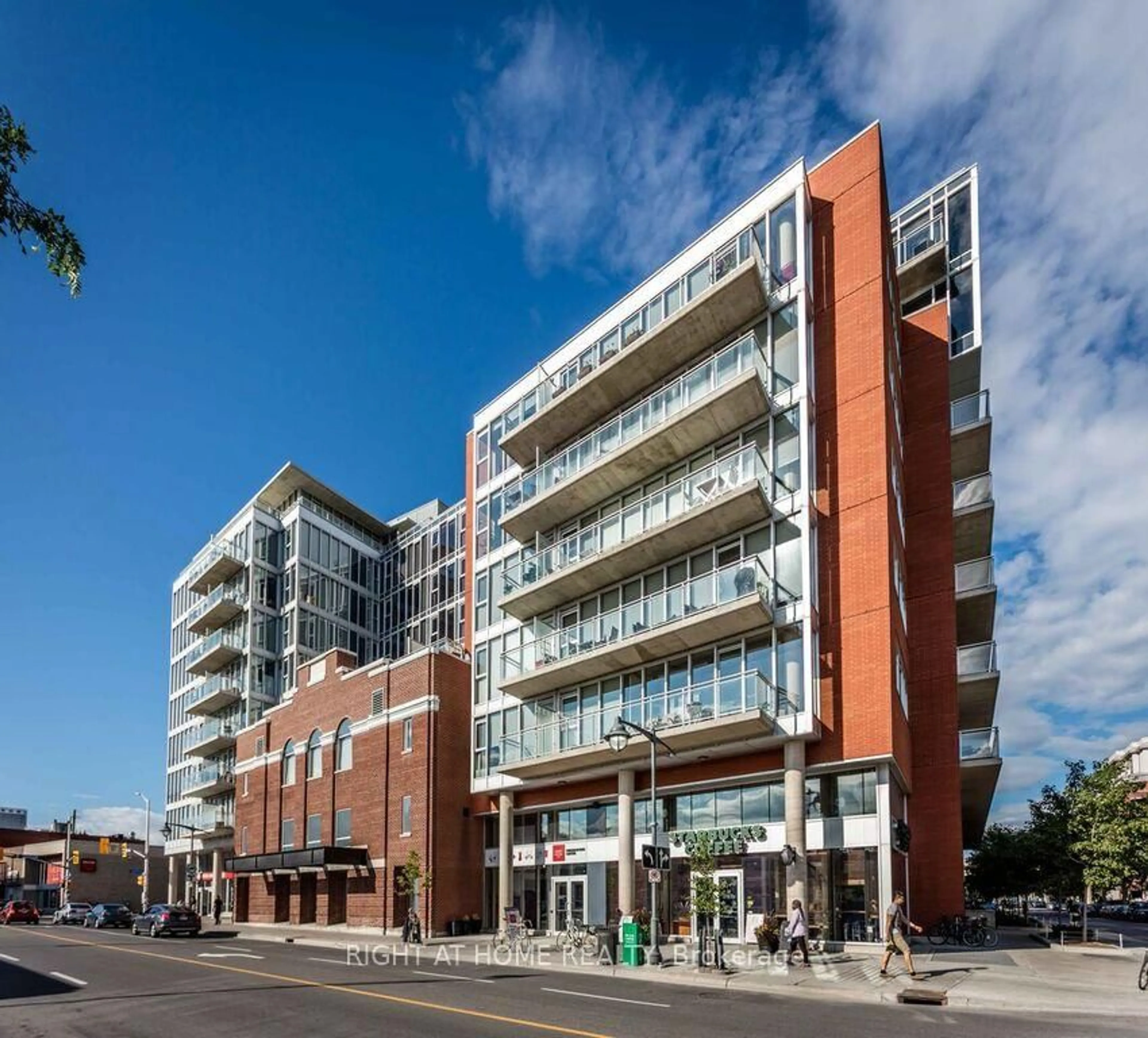 Unknown for 349 Mcleod St #723, Ottawa Ontario K2P 0S1