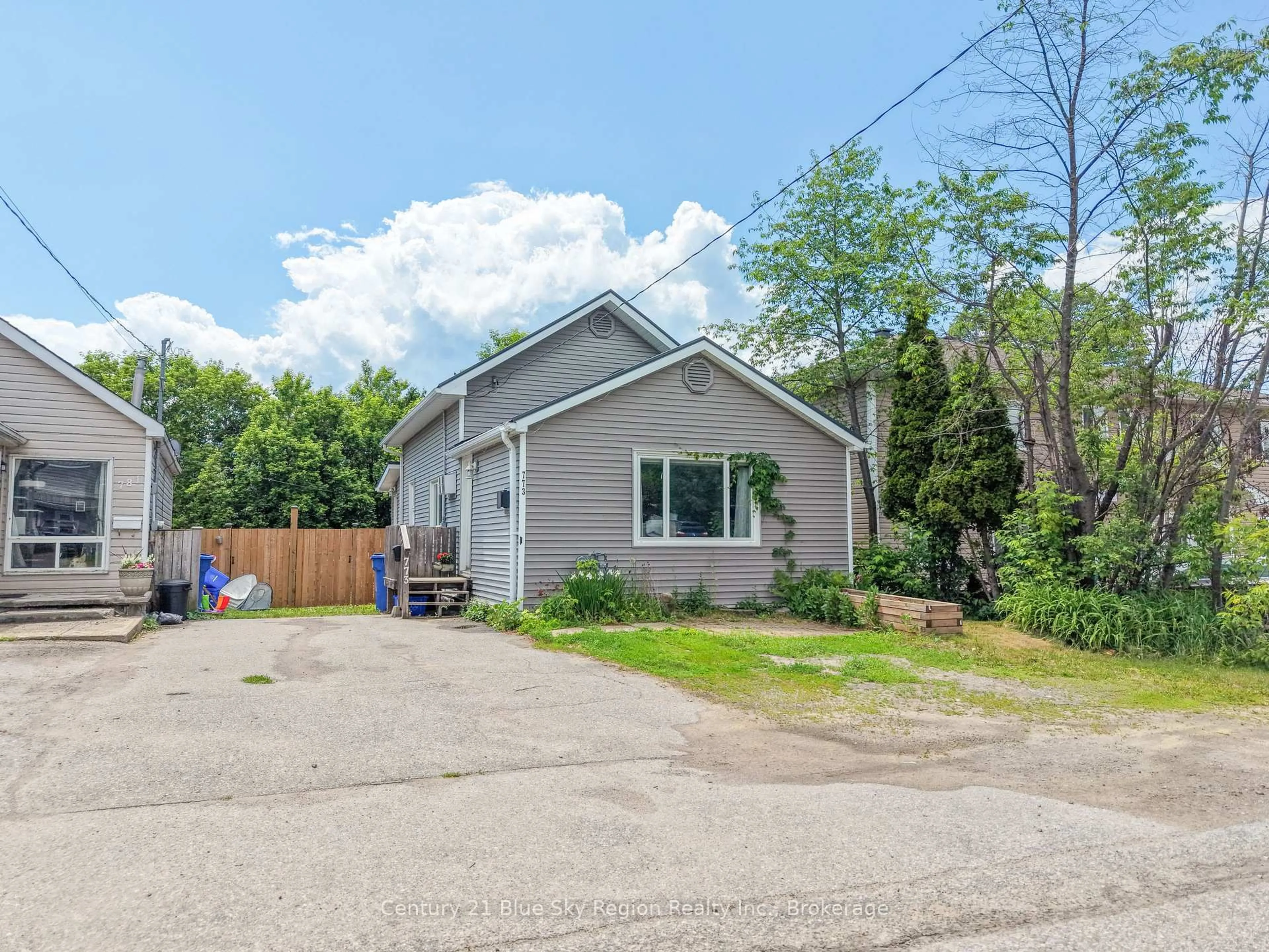 Unknown for 773 Worthington St, North Bay Ontario P1B 1J1