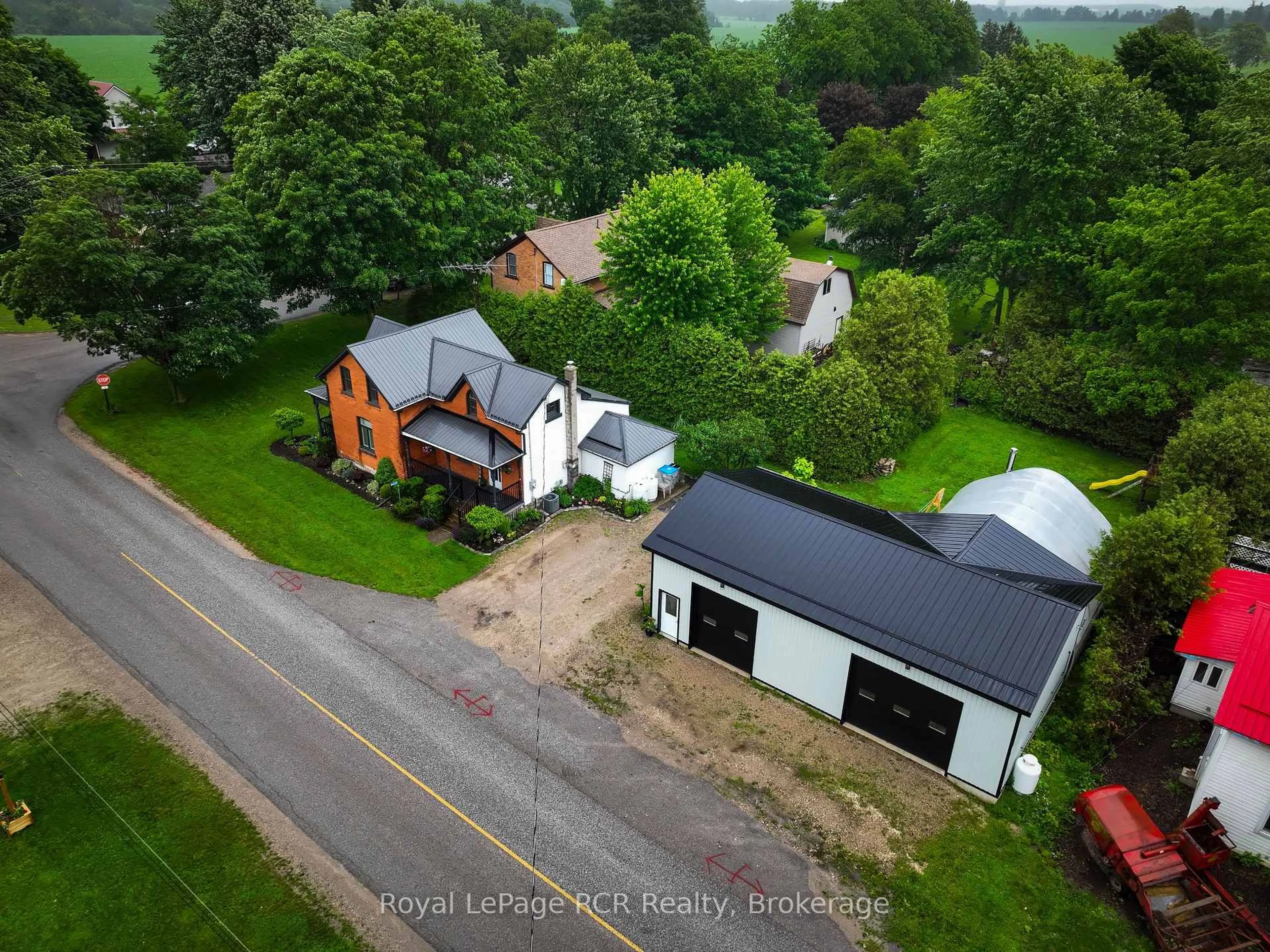 A pic from outside/outdoor area/front of a property/back of a property/a pic from drone, street for 84322 Mcnabb Line, Huron East Ontario N0G 1H0