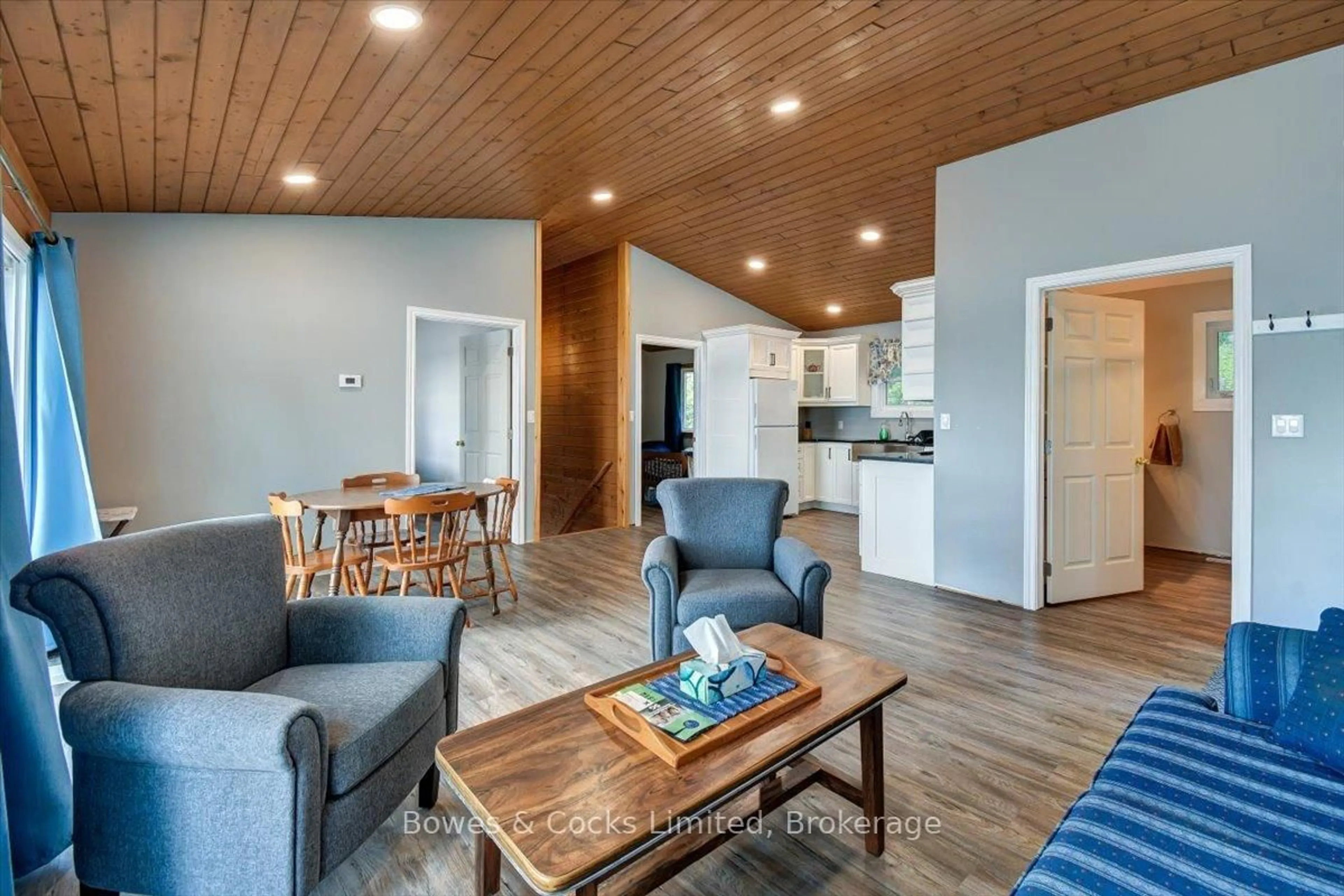 Open concept kitchen, wood/laminate floor for 399 Blairton Rd, Havelock-Belmont-Methuen Ontario K0L 1Z0