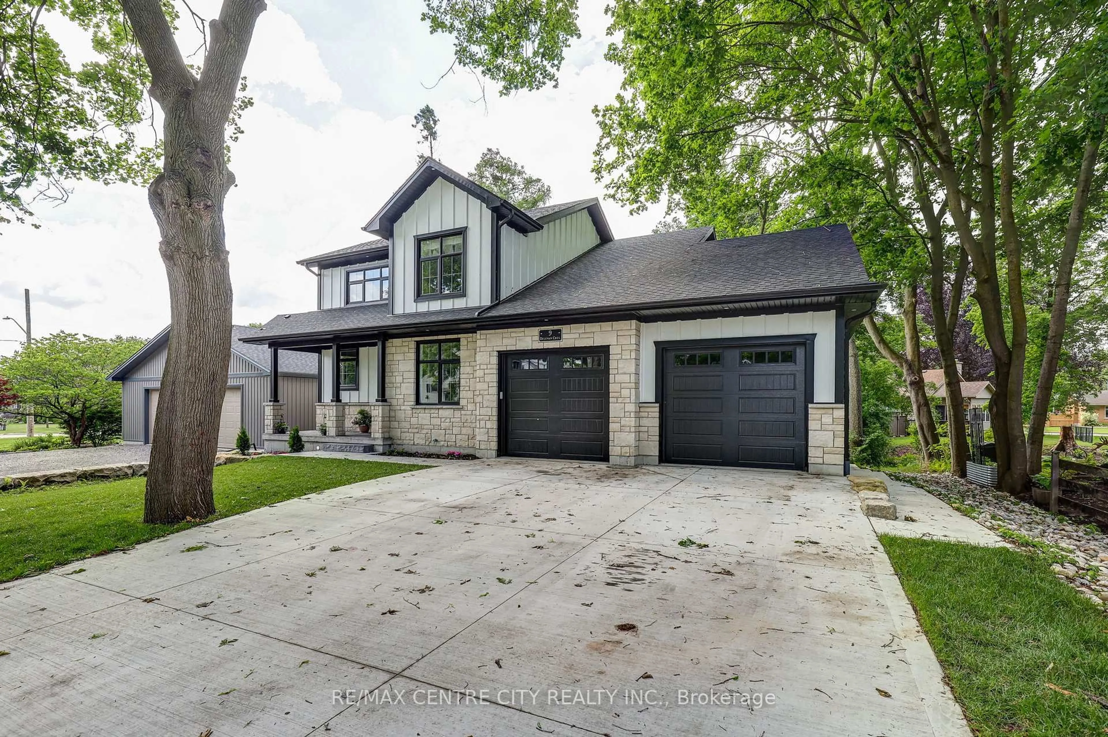 Home with brick exterior material, street for 9 Delevan Cres, Tillsonburg Ontario N4G 3M6