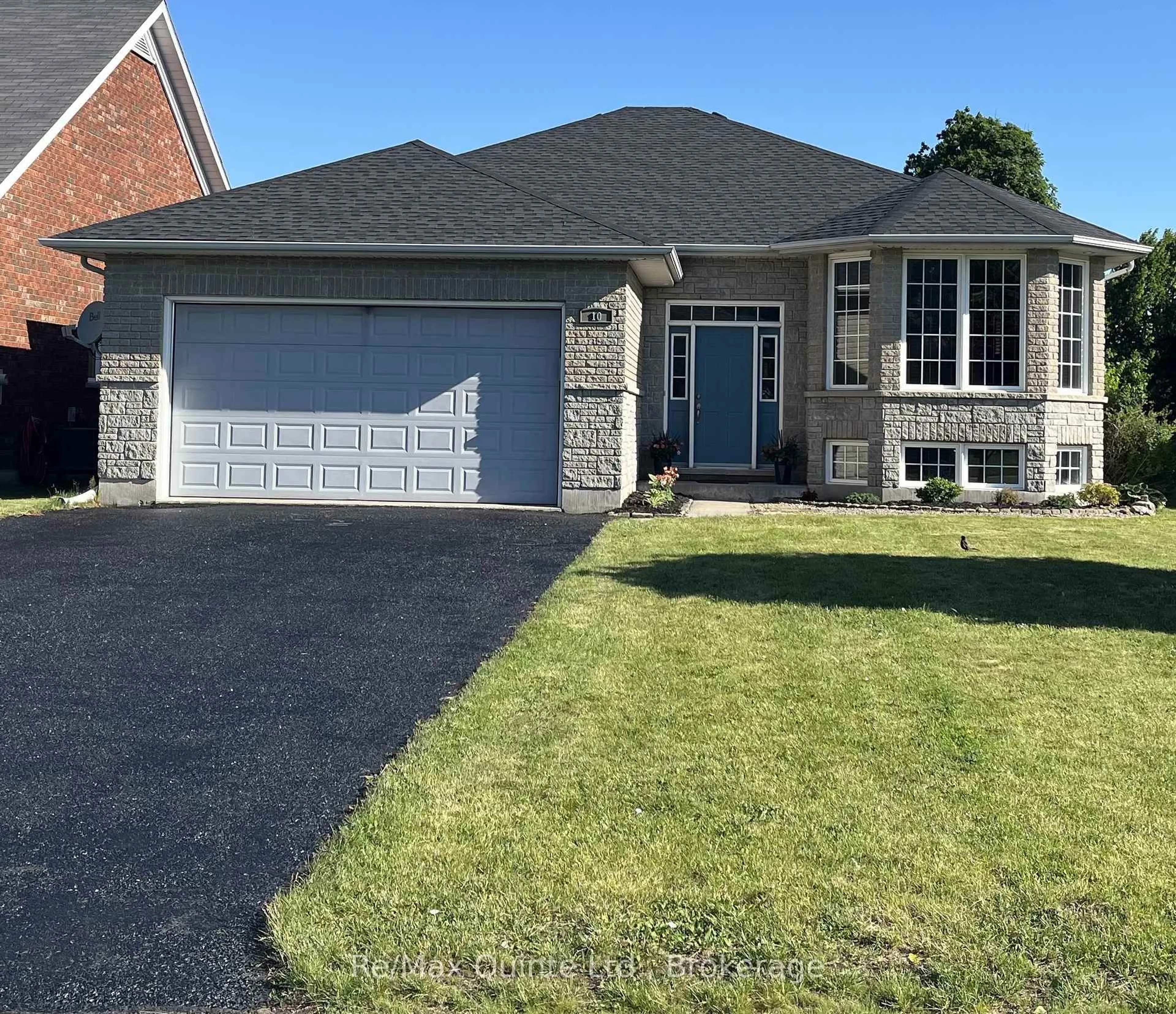 Home with brick exterior material, street for 10 Boyce Crt, Belleville Ontario K8P 5P1