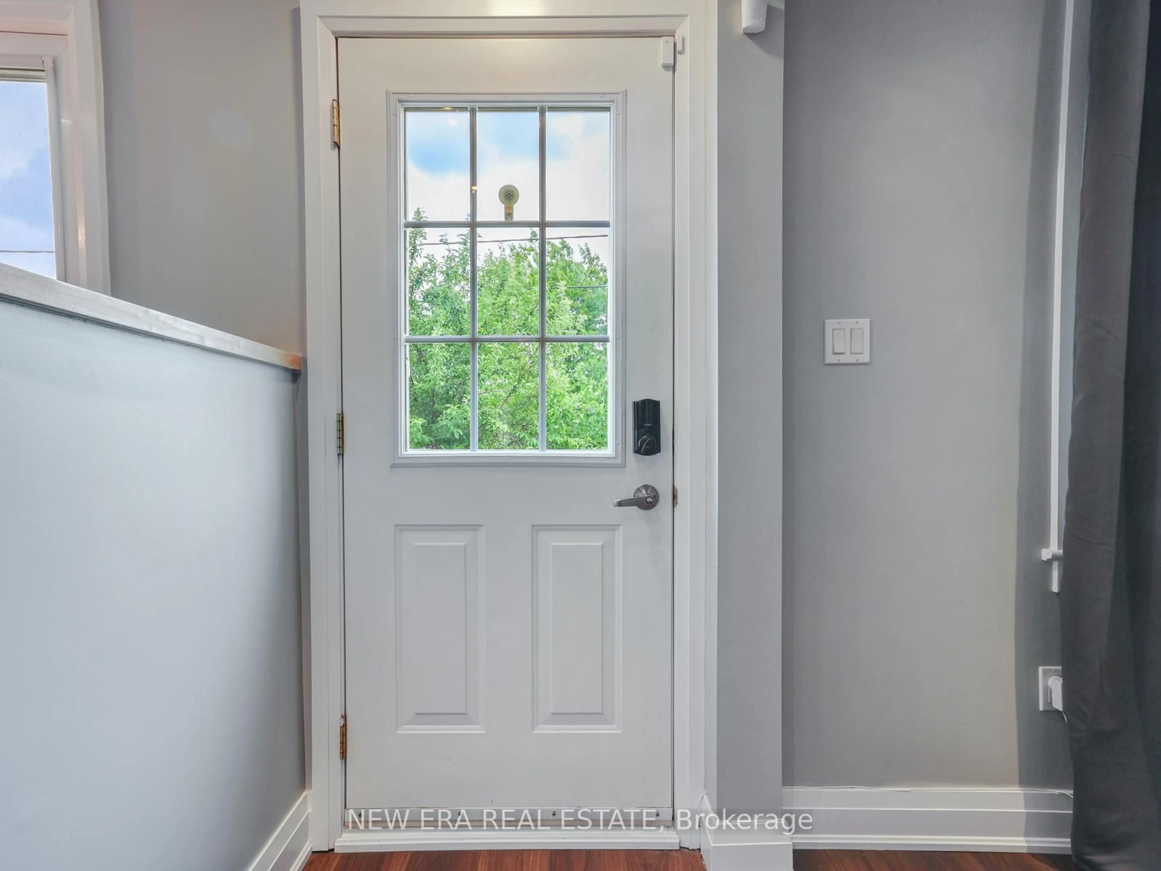Indoor entryway for 219 Lancaster St, Kitchener Ontario N2H 4T9