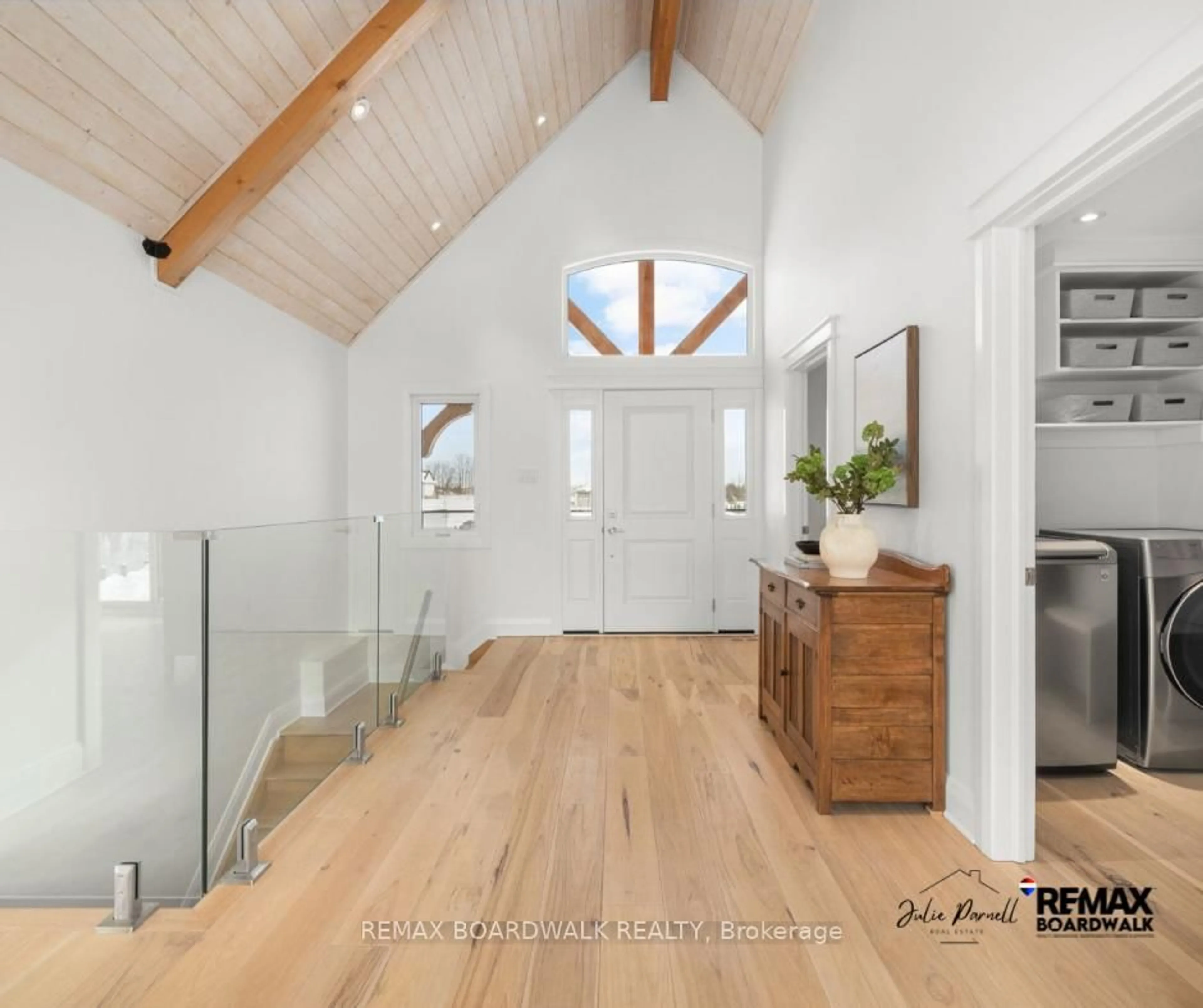 Indoor entryway for 205 Westar Farm Way, Ashton Ontario K0A 1B0