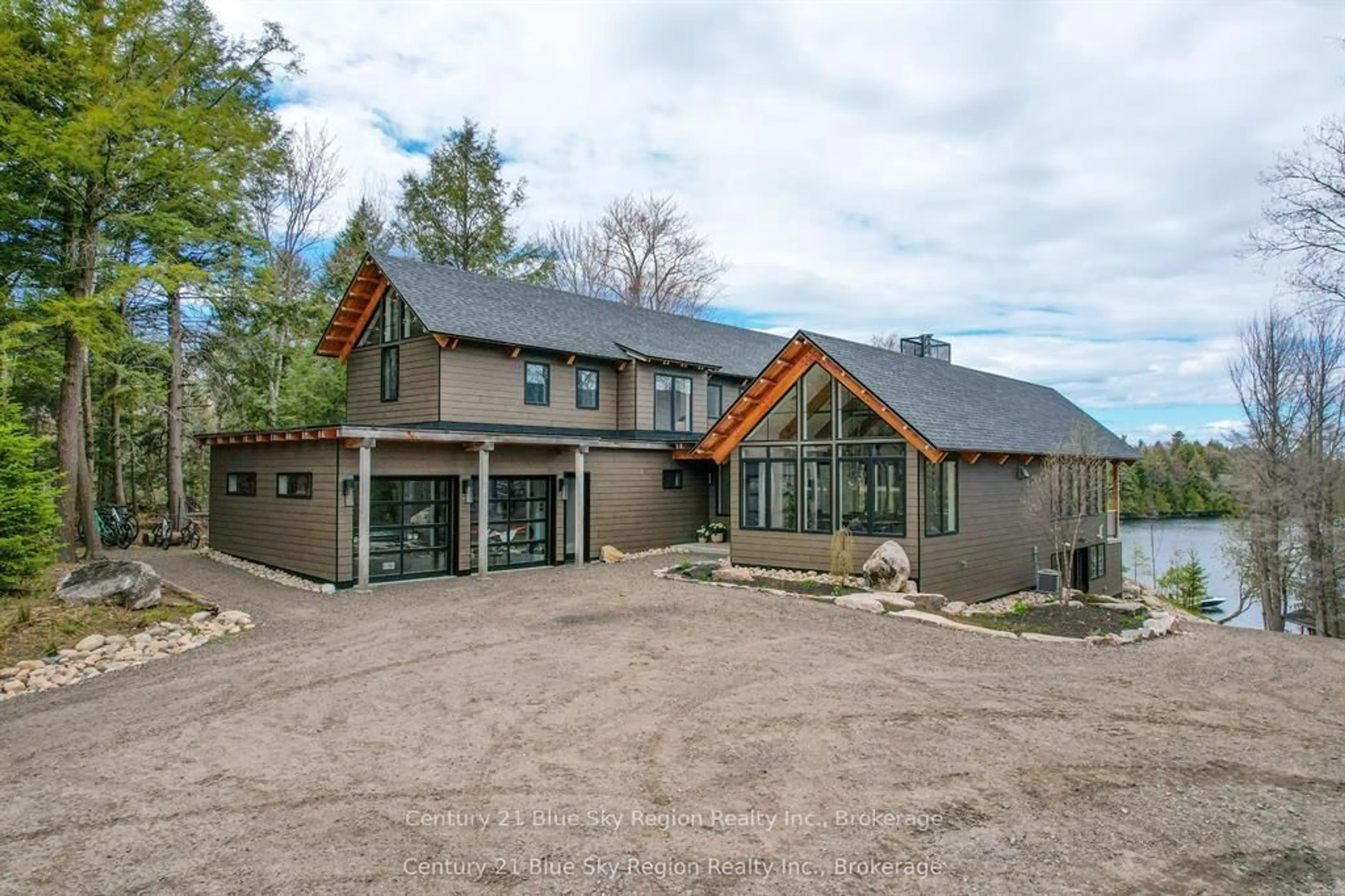 A pic from outside/outdoor area/front of a property/back of a property/a pic from drone, unknown for 238 Niagara Rd, Nipissing Ontario P0H 1W0
