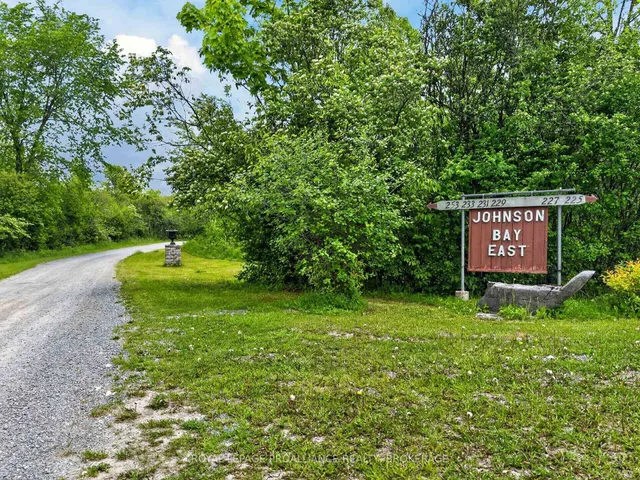229 Johnson Bay Lane, Gananoque 3