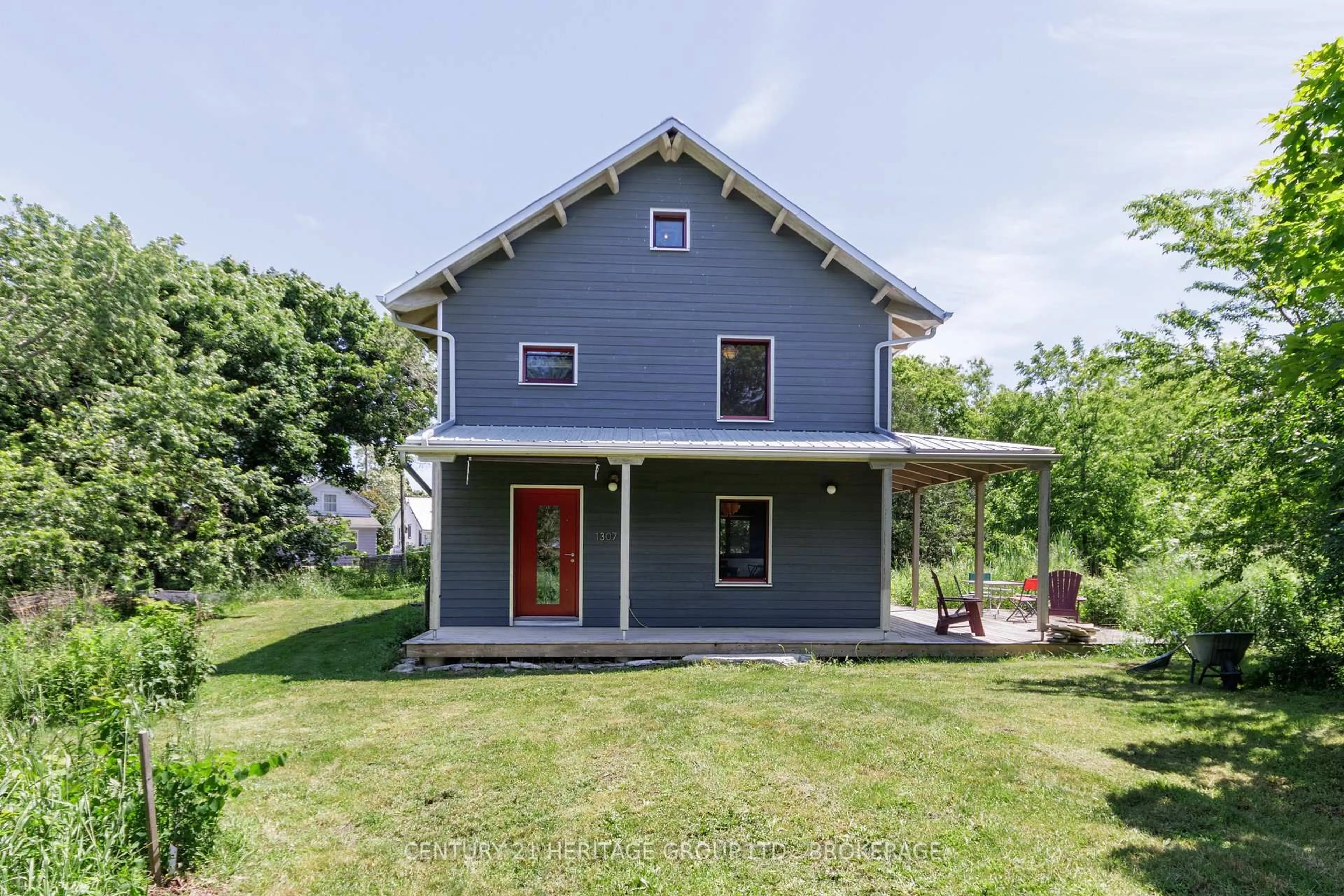 Unknown for 1307 Going St, Wolfe Island Ontario K0H 2Y0