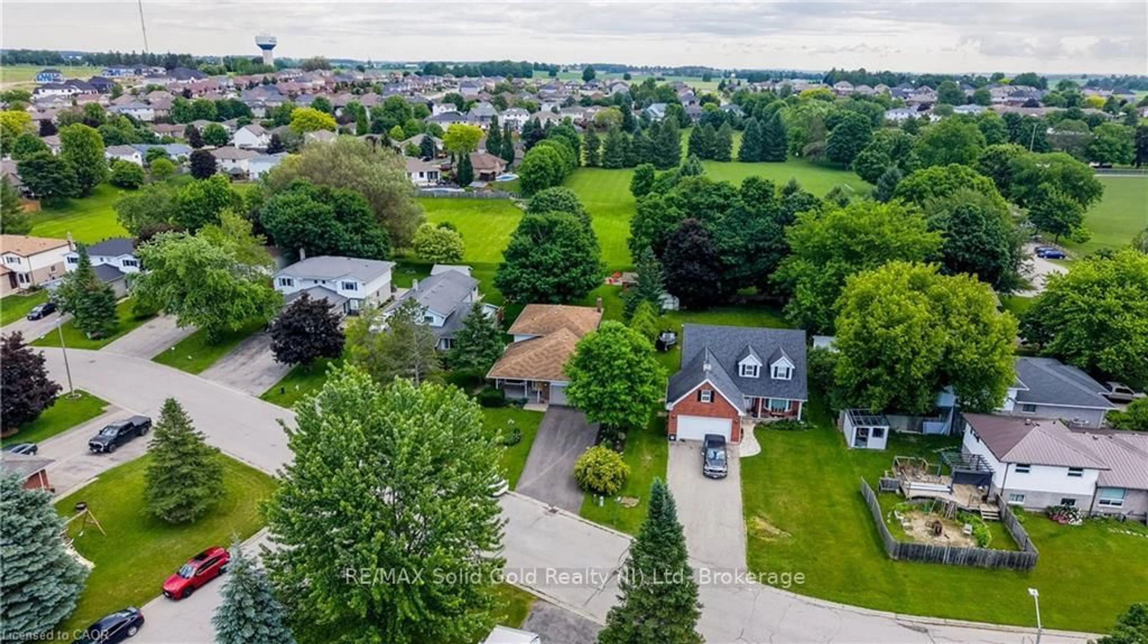 A pic from outside/outdoor area/front of a property/back of a property/a pic from drone, street for 83 William St, Blandford-Blenheim Ontario N0J 1S0