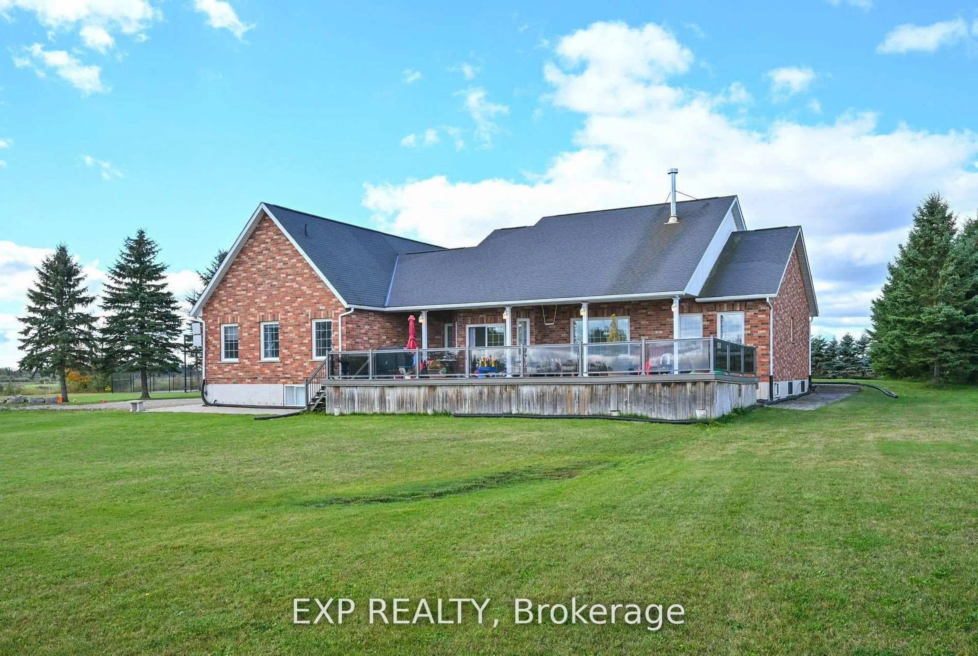 A pic from outside/outdoor area/front of a property/back of a property/a pic from drone, building for 434499 4th Line, Amaranth Ontario L9W 0P4