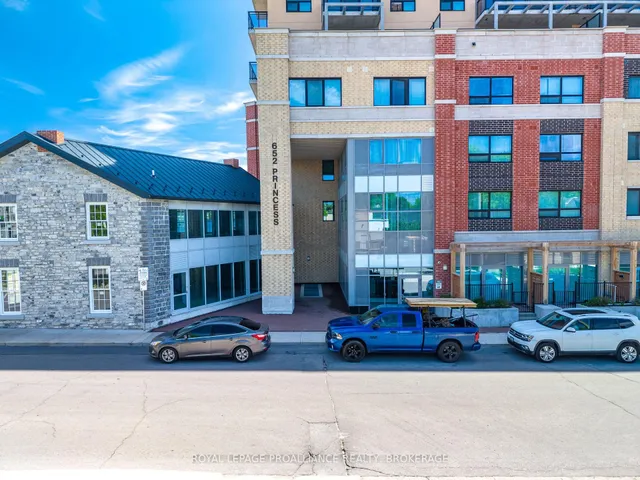 652 Princess St #818, Kingston 5