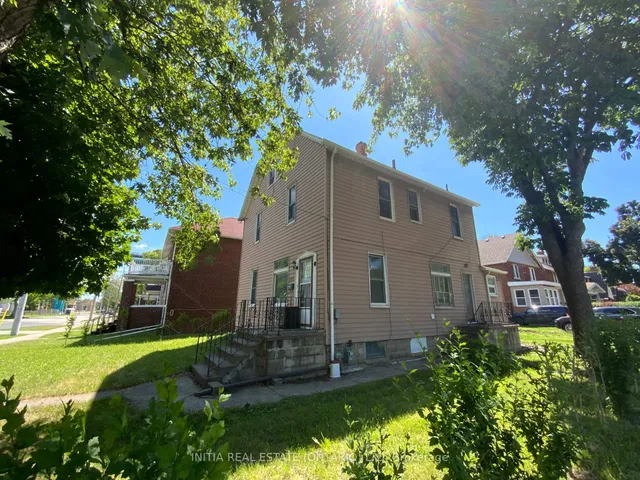 2995 University Ave, Windsor 4