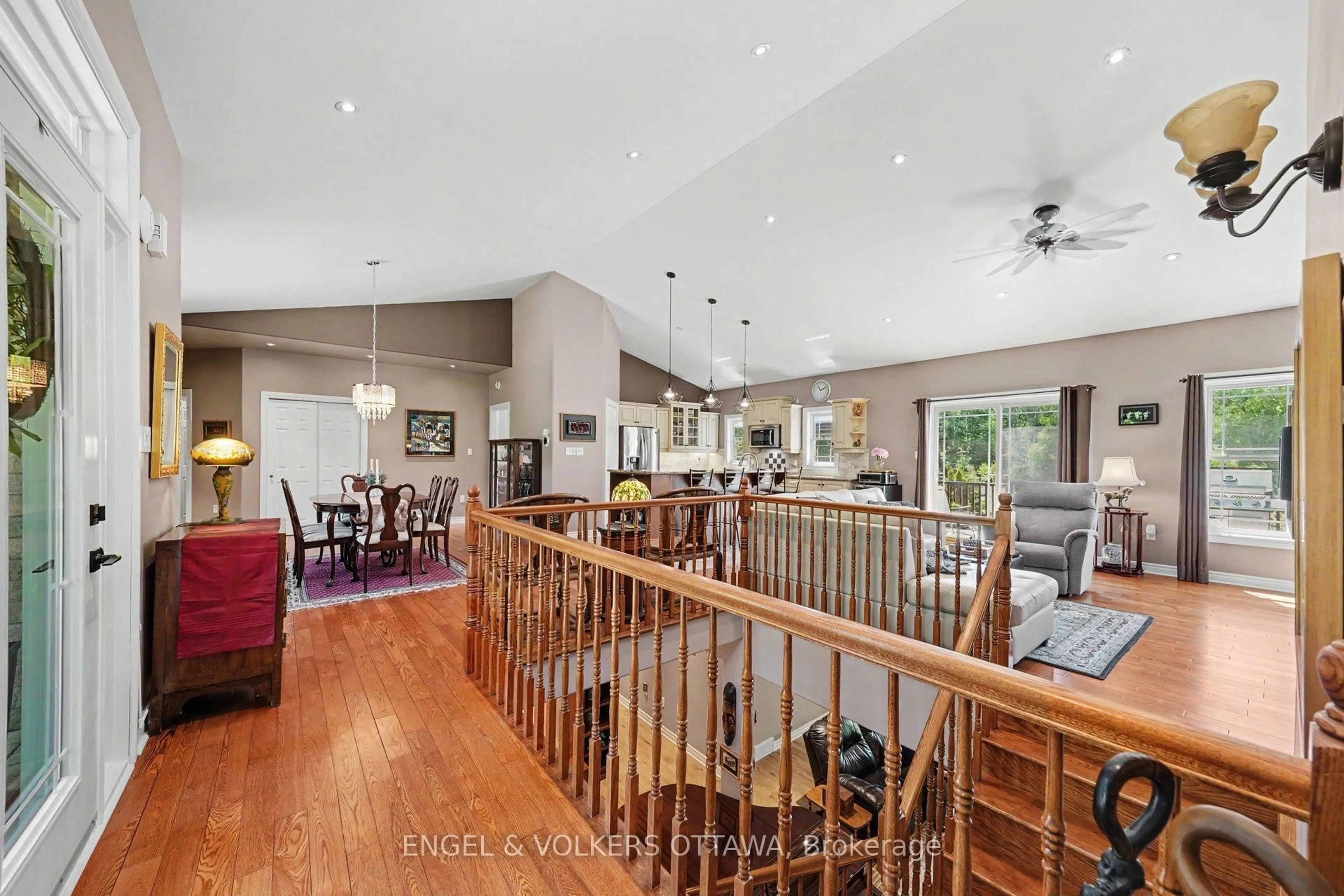 Open concept kitchen, unknown for 382 Craig Rd, North Grenville Ontario K0G 1S0