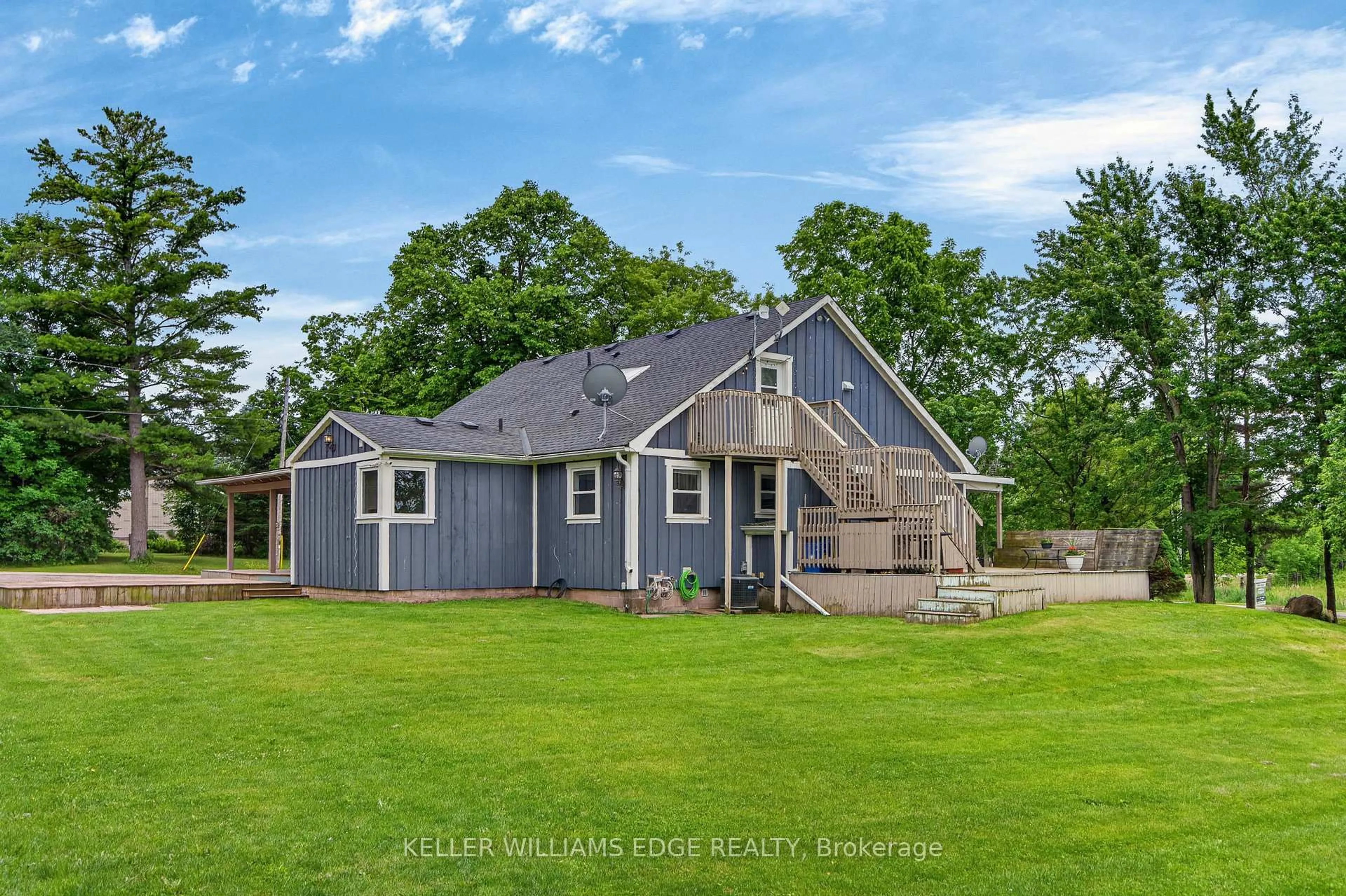 Home with vinyl exterior material, unknown for 258 Lynden Rd, Hamilton Ontario L0R 1T0
