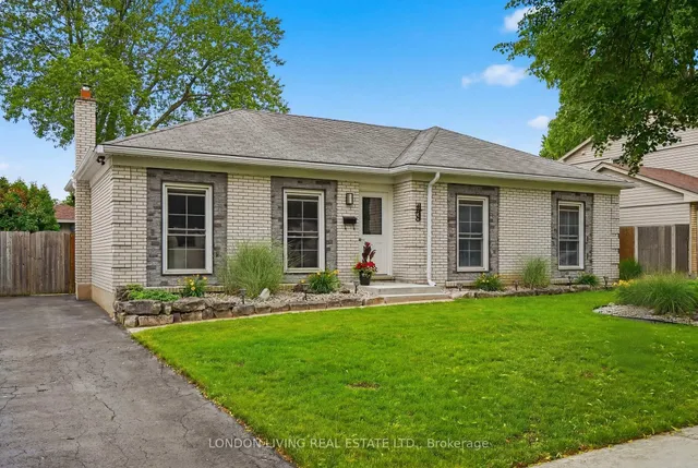 1400 Stoneybrook Cres, London North 4
