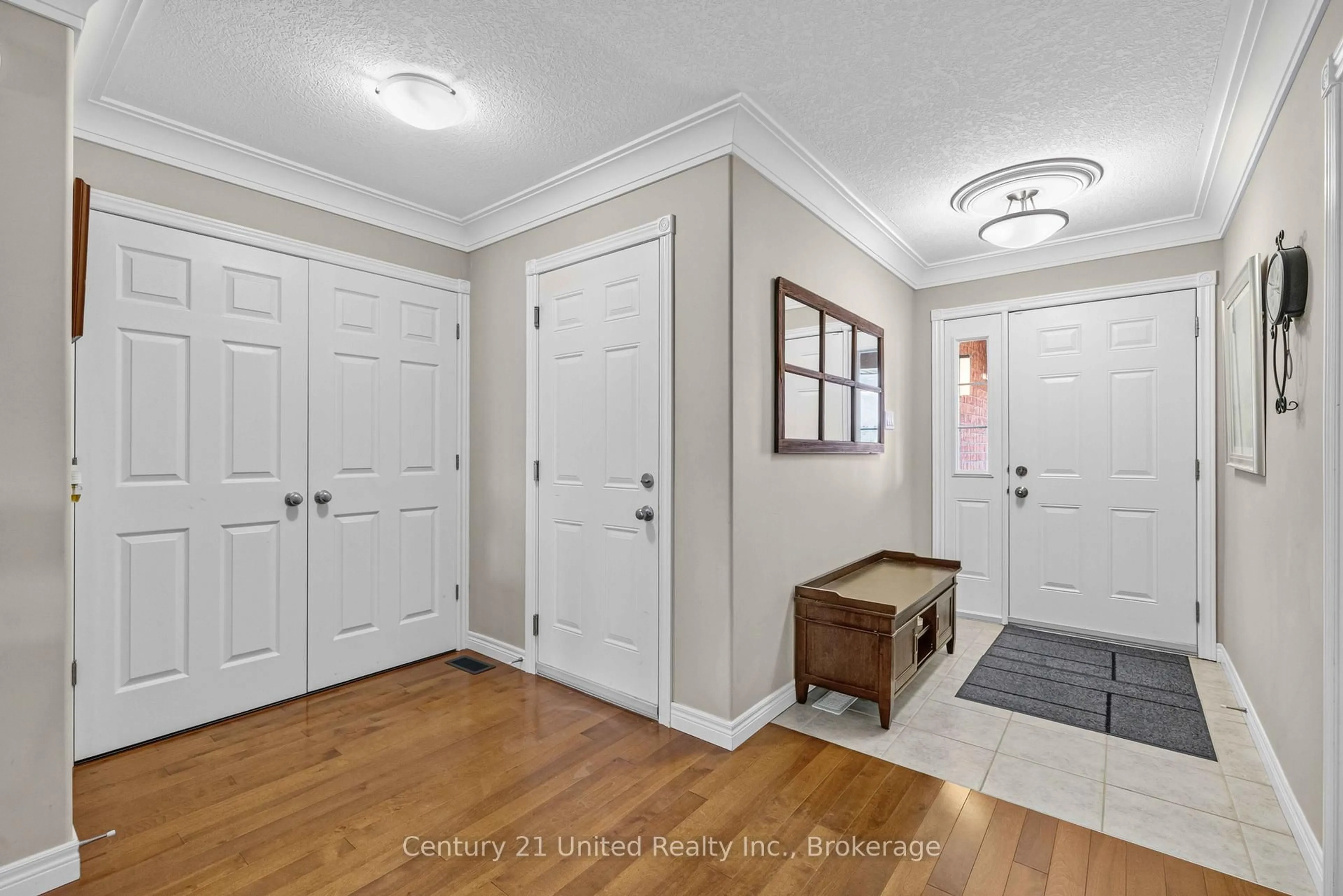 Indoor entryway for 41 Darrel Drain Cres, Asphodel-Norwood Ontario K0L 2V0