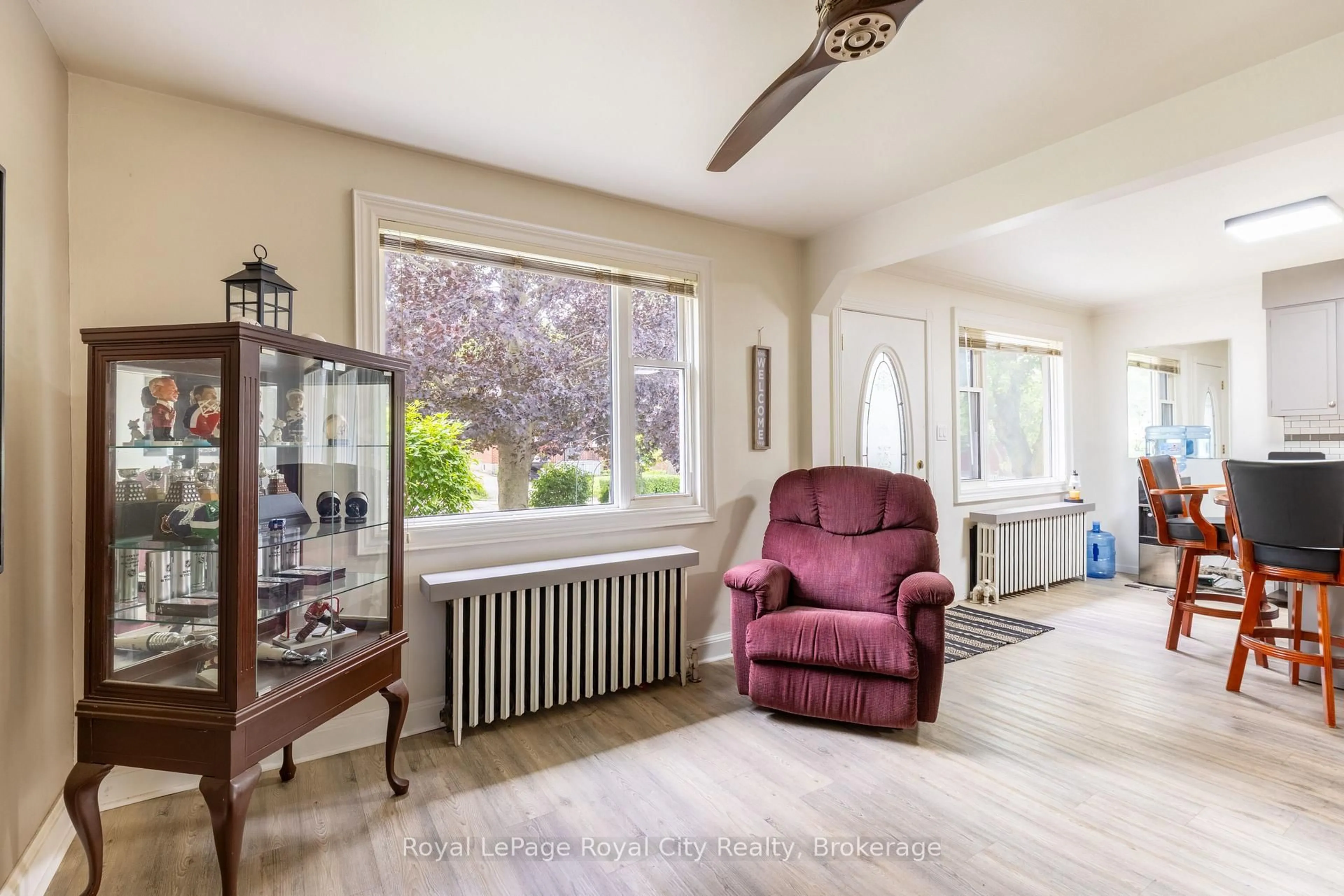 Living room with furniture, unknown for 190 Grange St, Guelph Ontario N1E 2W1