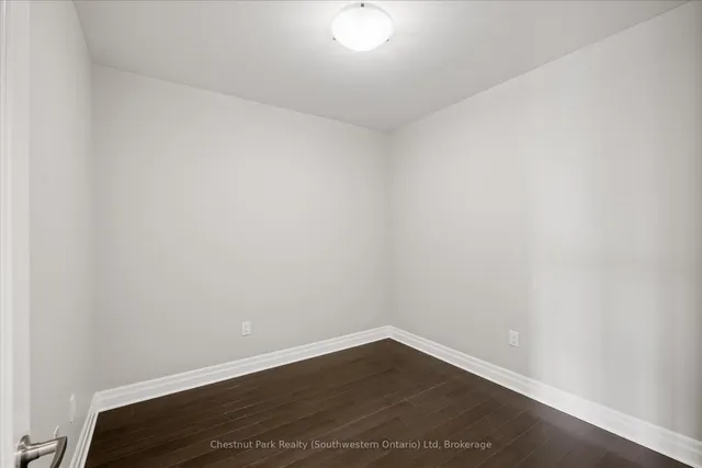 160 Macdonell St #405, Guelph 5