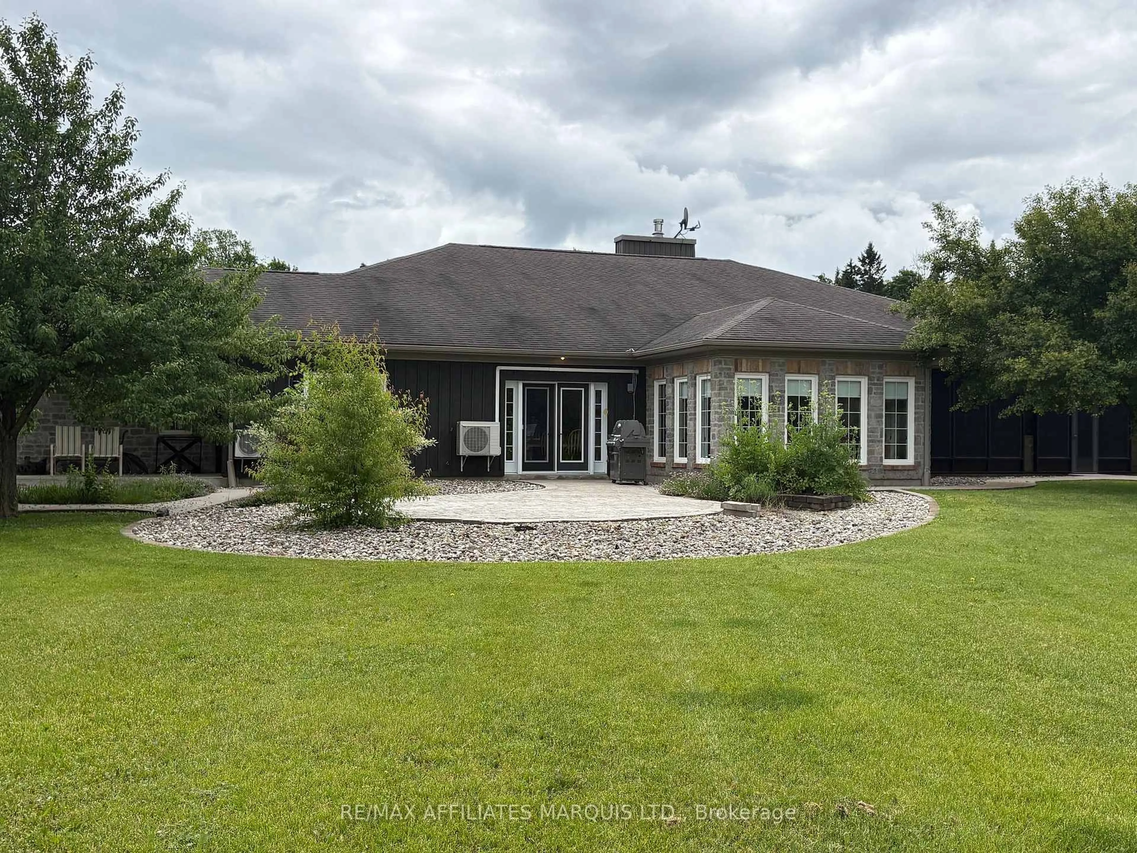 A pic from outside/outdoor area/front of a property/back of a property/a pic from drone, unknown for 16401 County Rd 2, South Stormont Ontario K0C 1P0