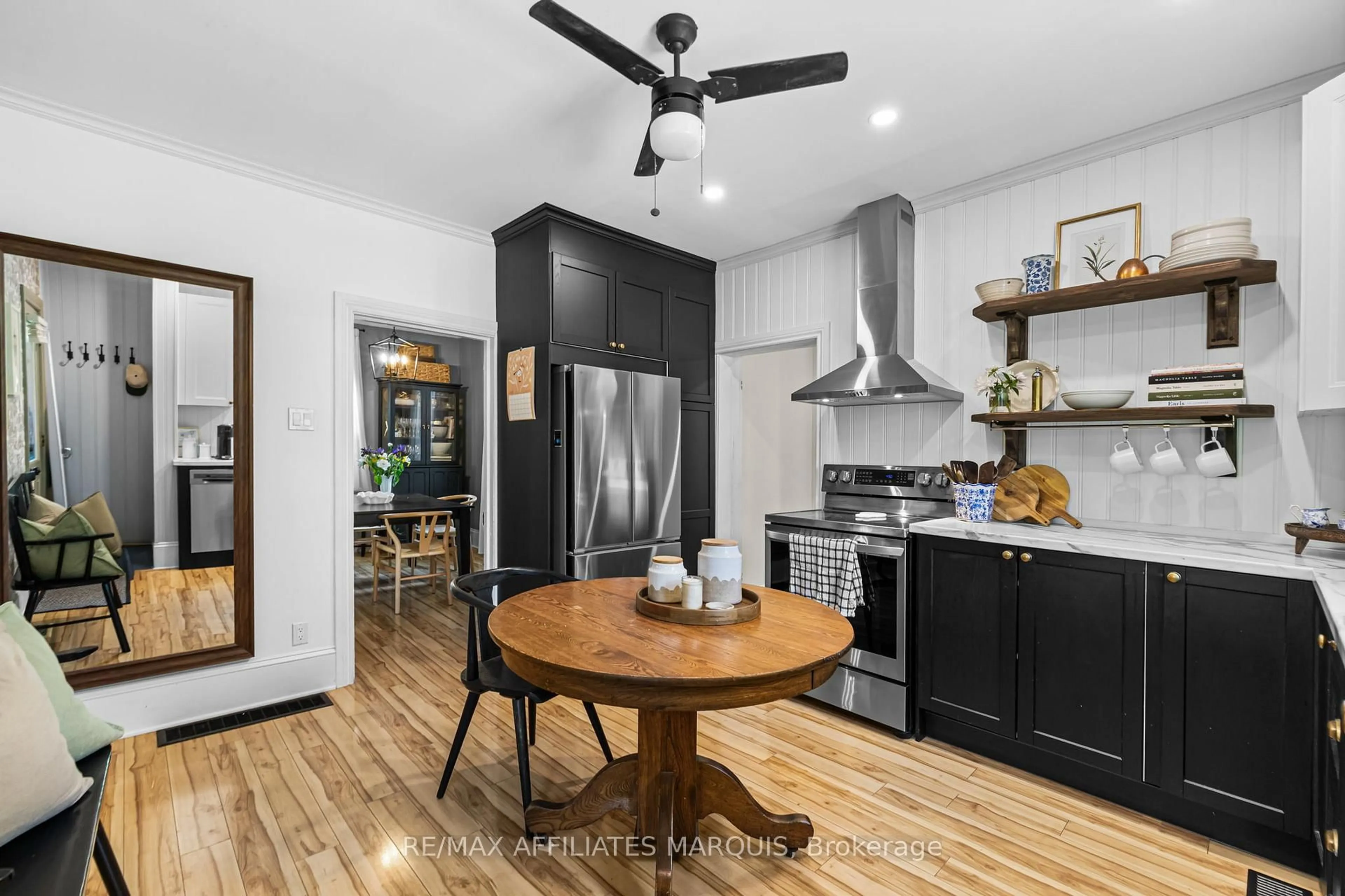 Open concept kitchen, unknown for 2966 Highway 511 Rd, Lanark Ontario K0G 1K0