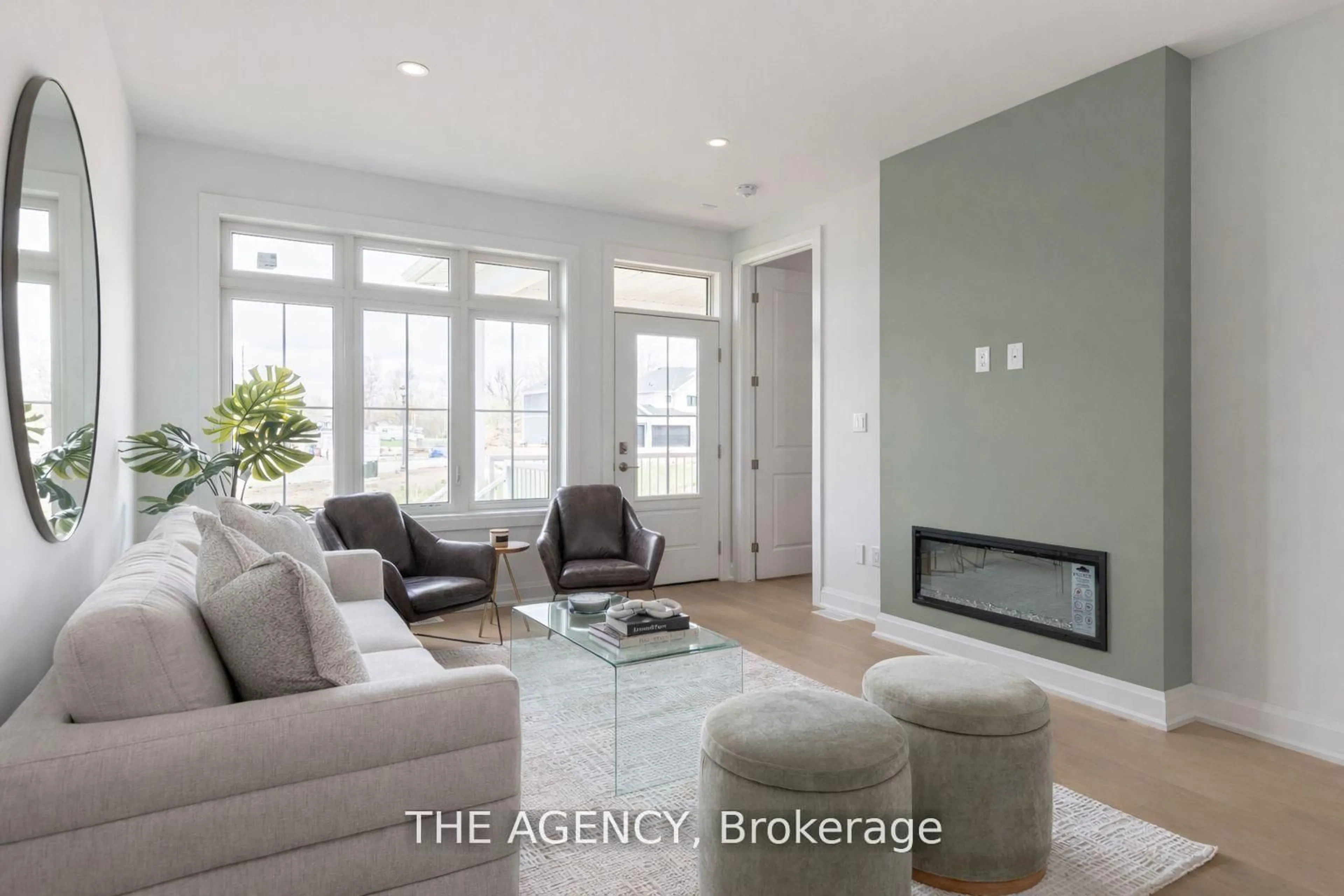 Living room with furniture, unknown for 582 Seneca Dr #70D, Fort Erie Ontario L2A 1C2