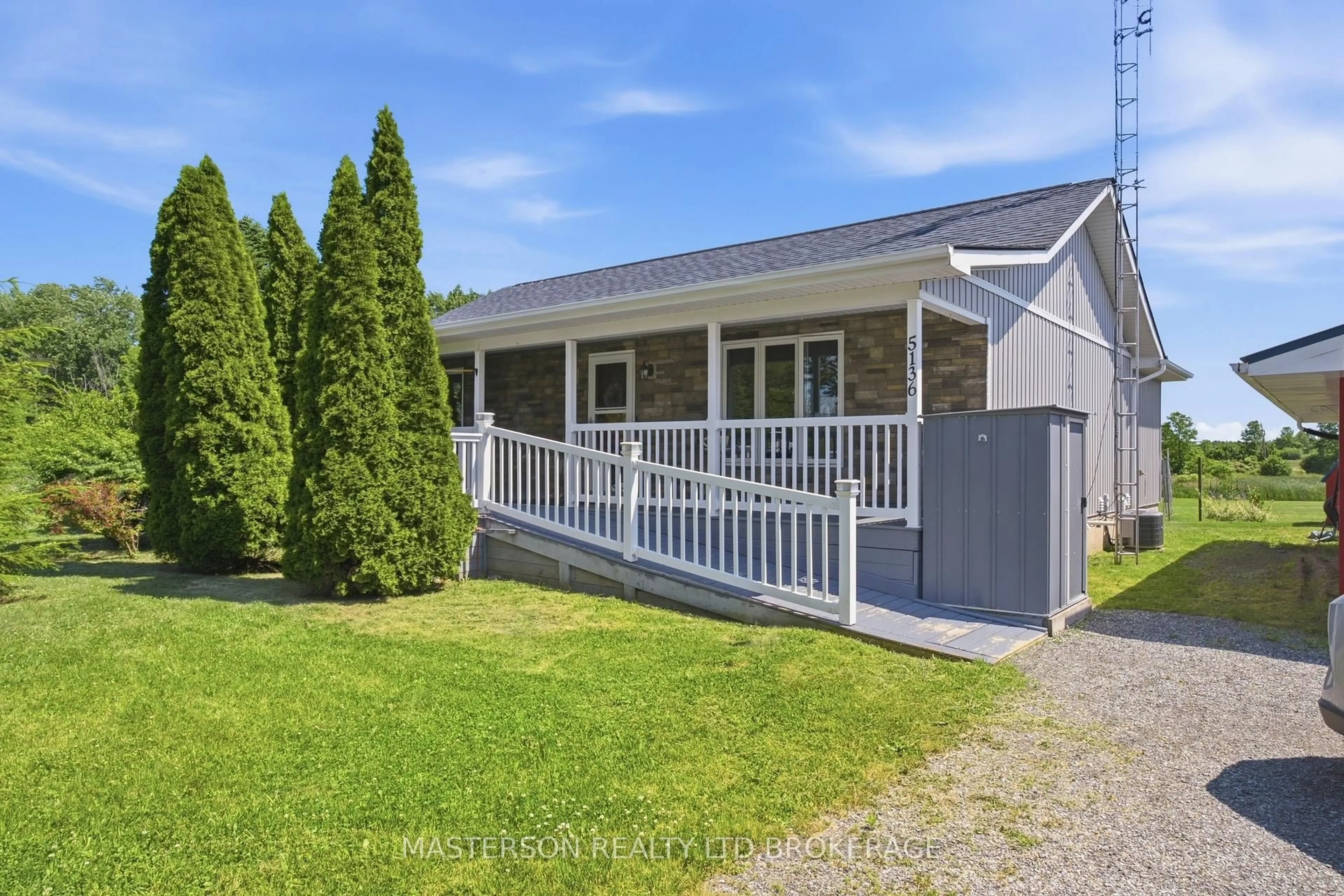 Home with vinyl exterior material, street for 5136 Marshall Rd, Niagara Falls Ontario L2E 6S6
