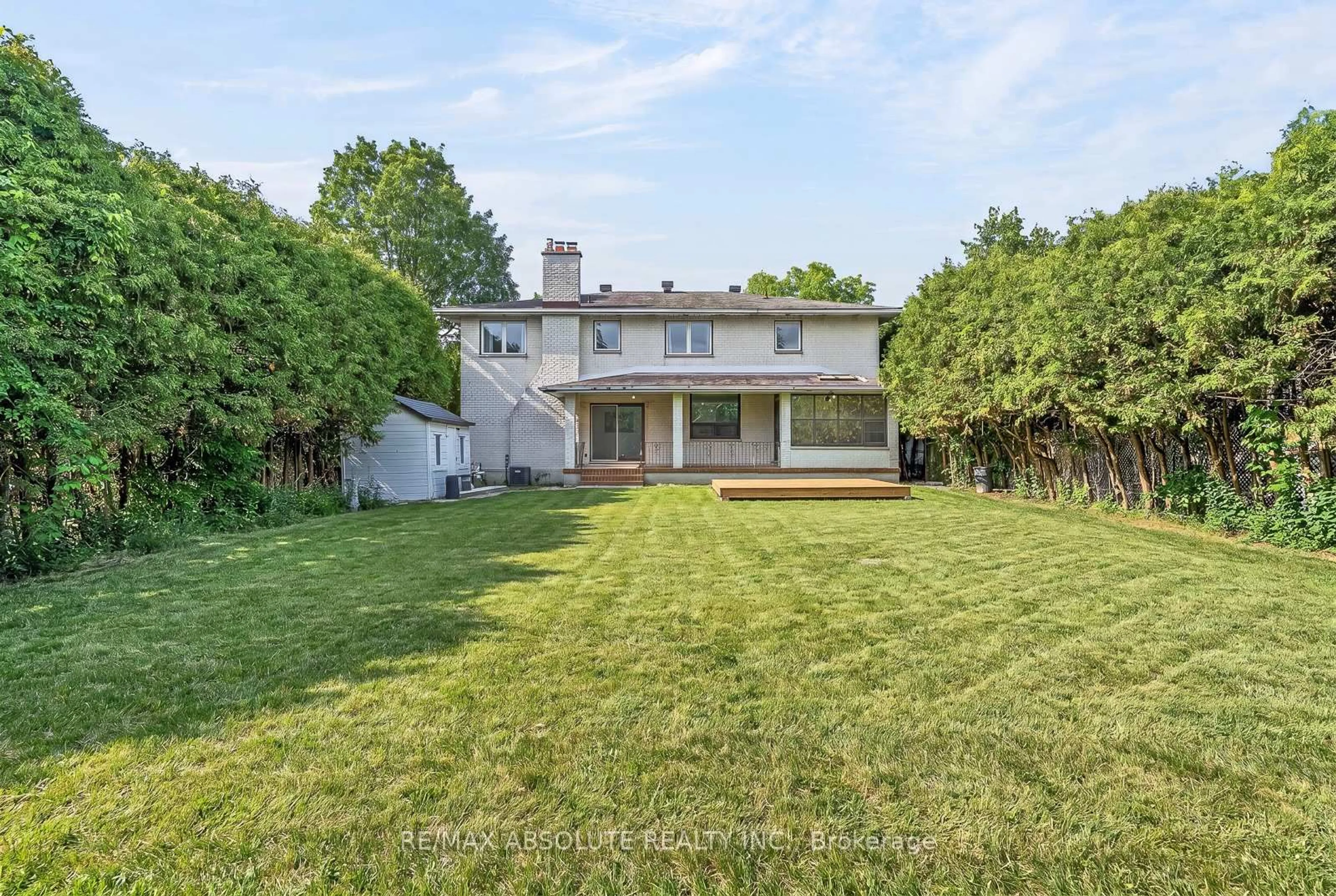 A pic from outside/outdoor area/front of a property/back of a property/a pic from drone, unknown for 1444 Normandy Cres, Ottawa Ontario K2C 0N6