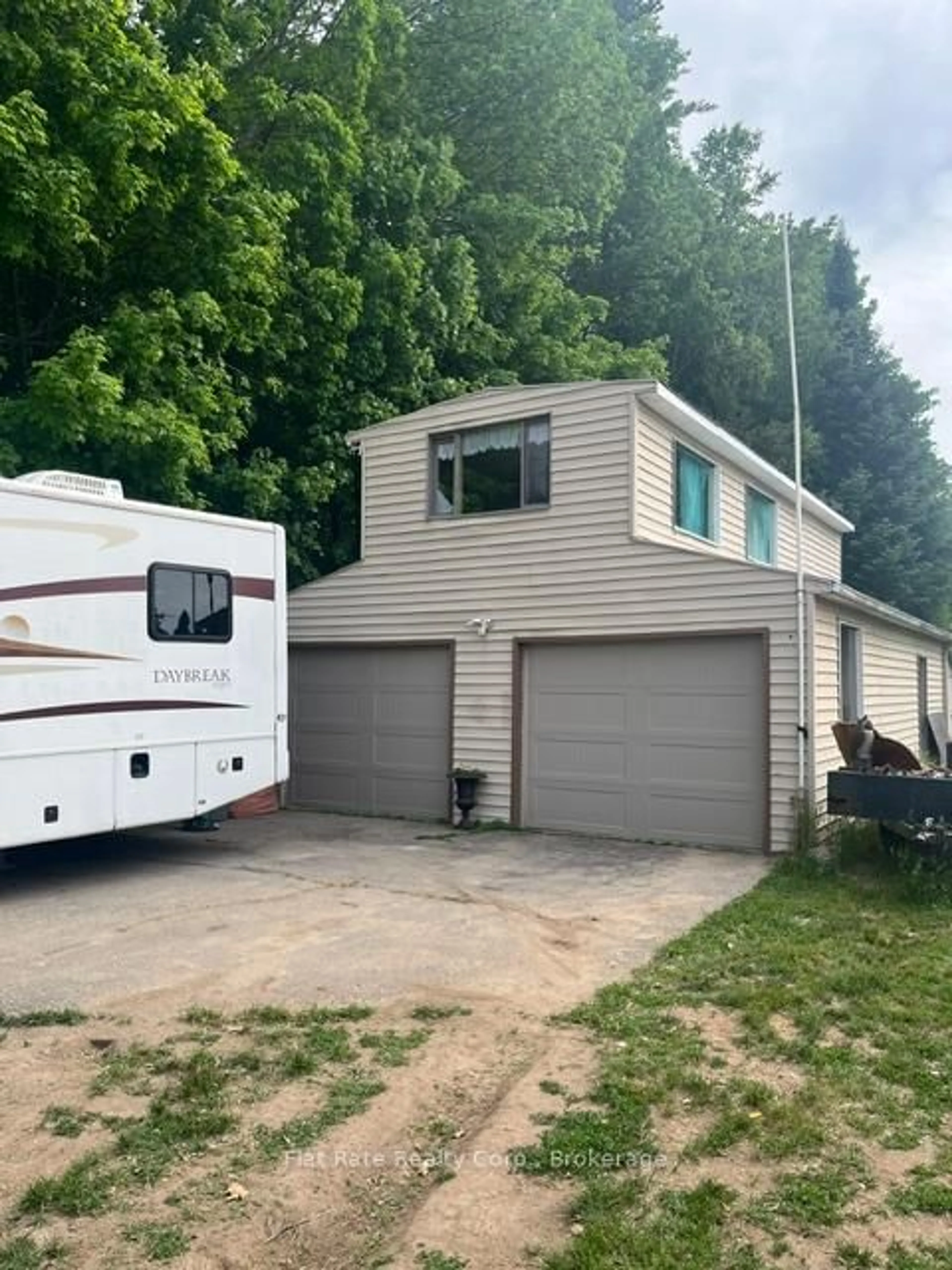 Home with vinyl exterior material, street for 65 Chandos St, Havelock-Belmont-Methuen Ontario K0L 1Z0
