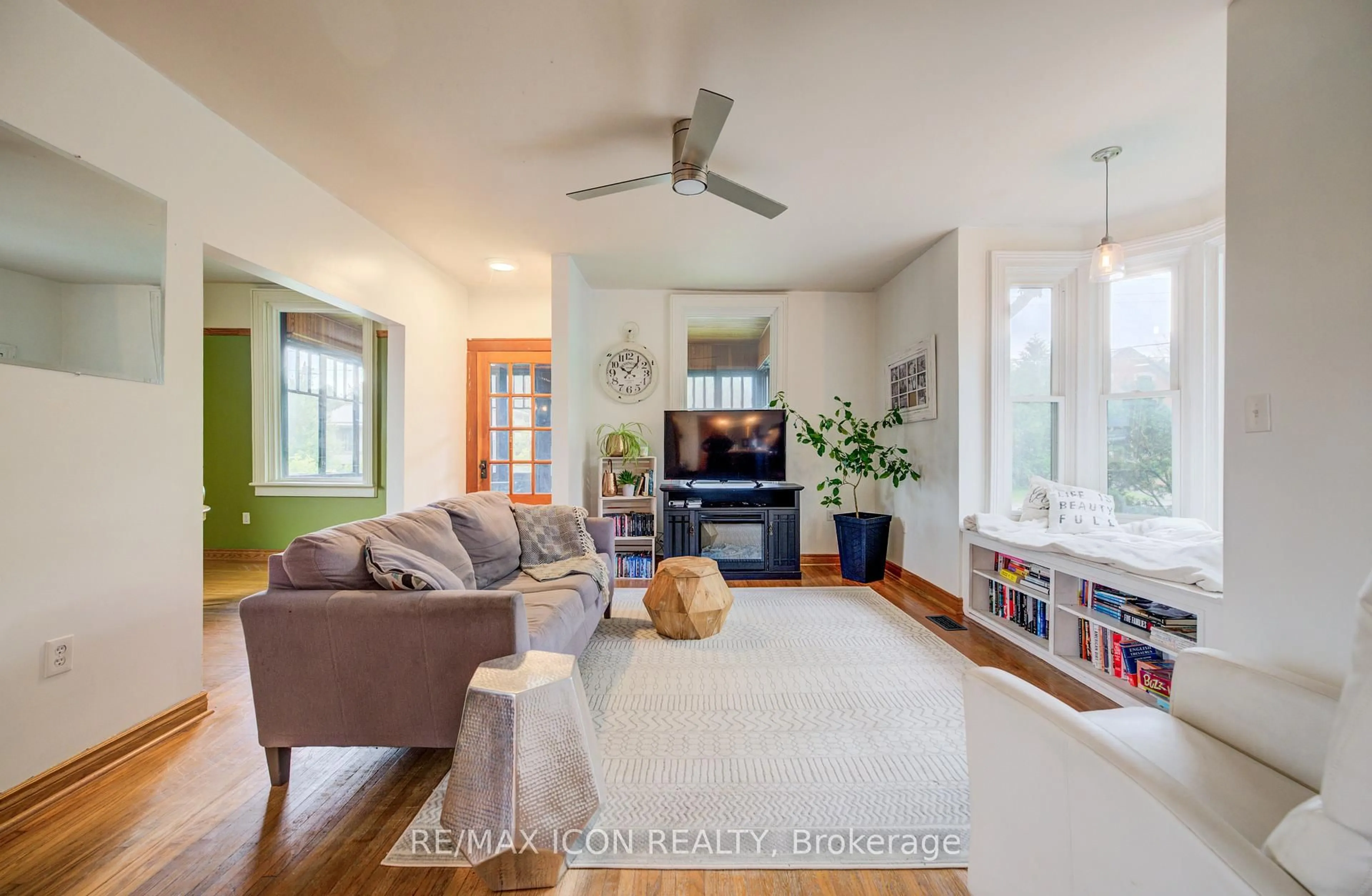 Living room with furniture, unknown for 110 Brock St, Minto Ontario N0G 1Z0