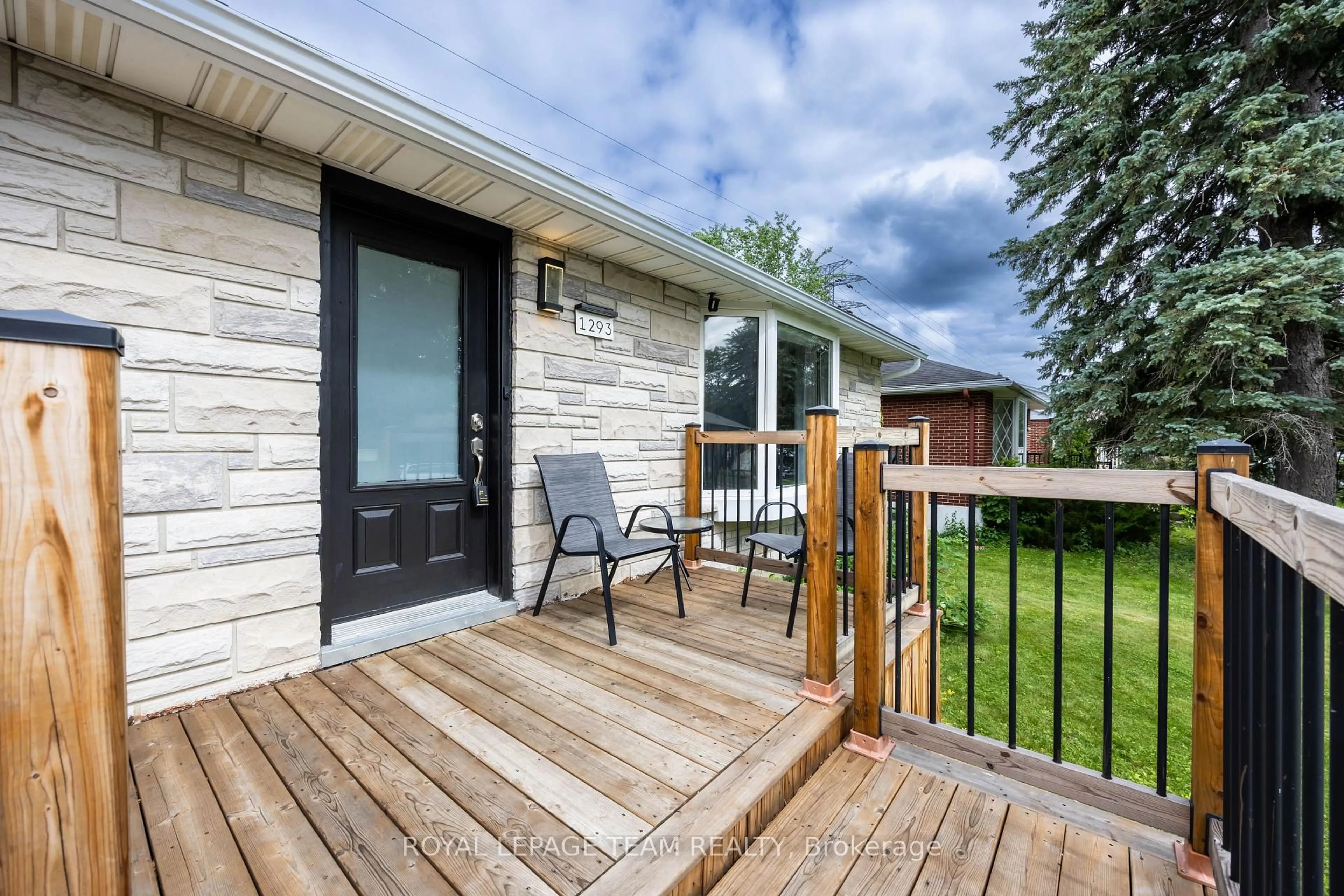 Unknown for 1293 Woodside Dr, Ottawa Ontario K2C 2H1