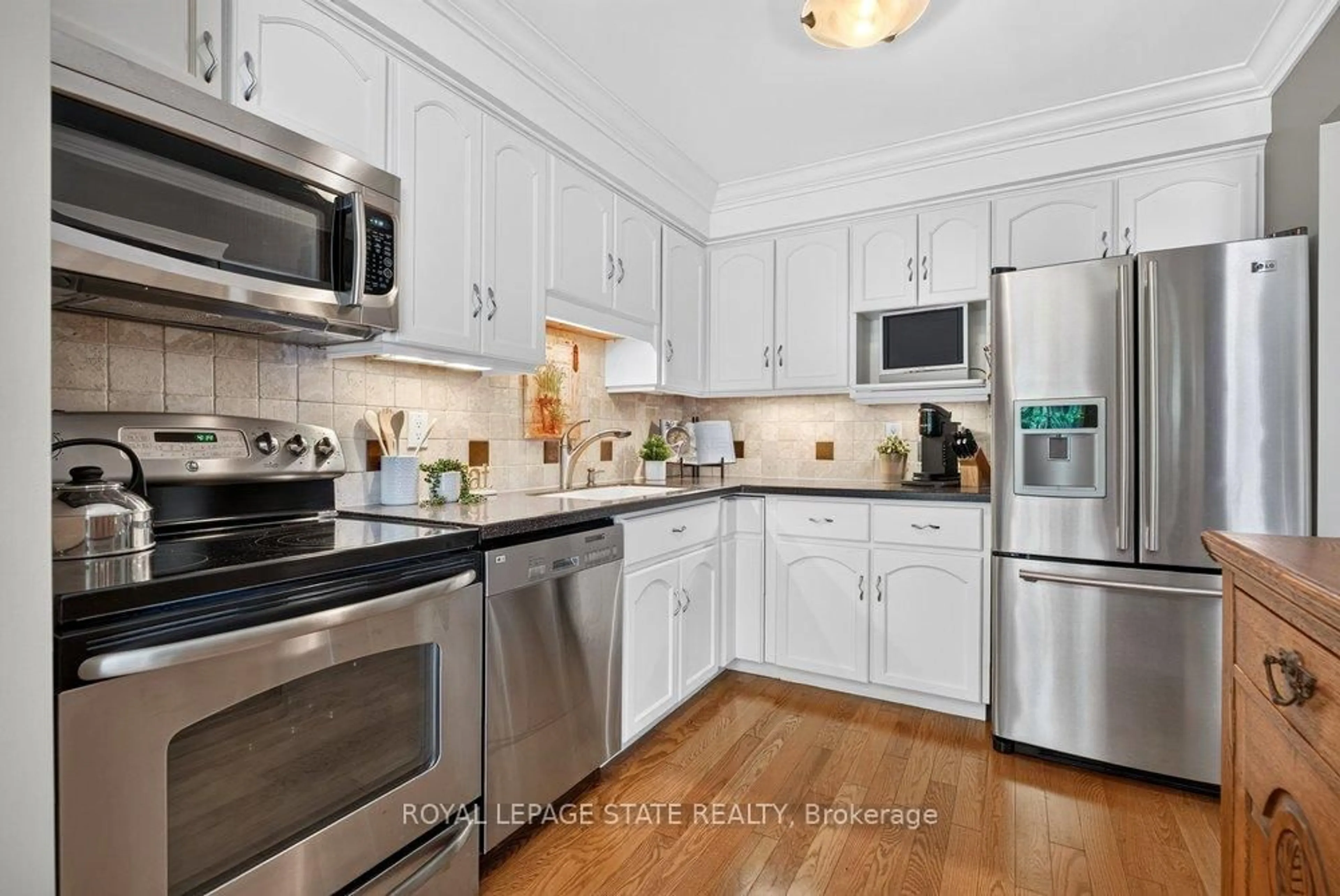 Unknown for 44 Frances Ave #30, Hamilton Ontario L8E 5V6