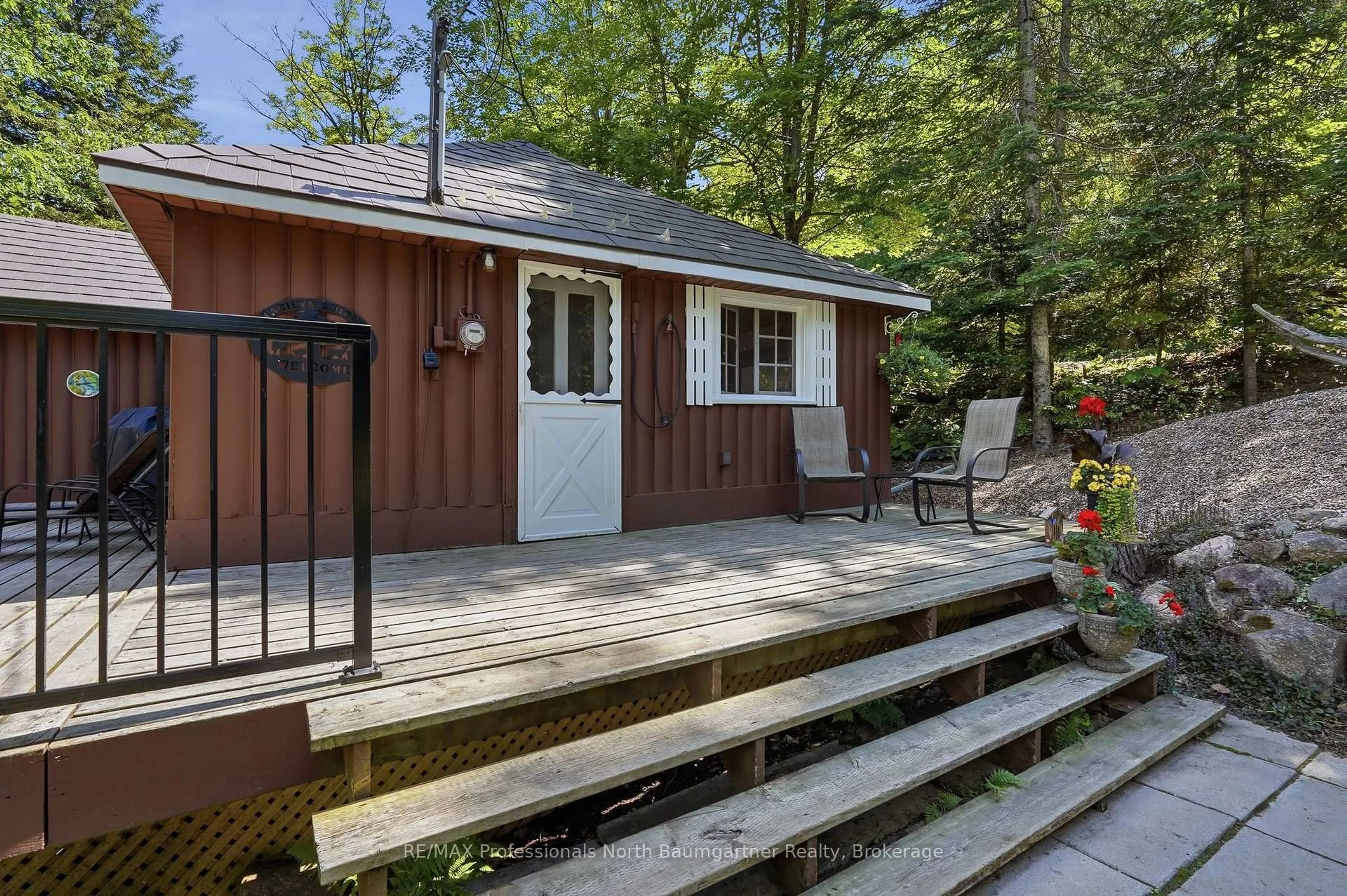 Patio, street for 3494 Kushog Lake Rd, Algonquin Highlands Ontario K0M 1S0