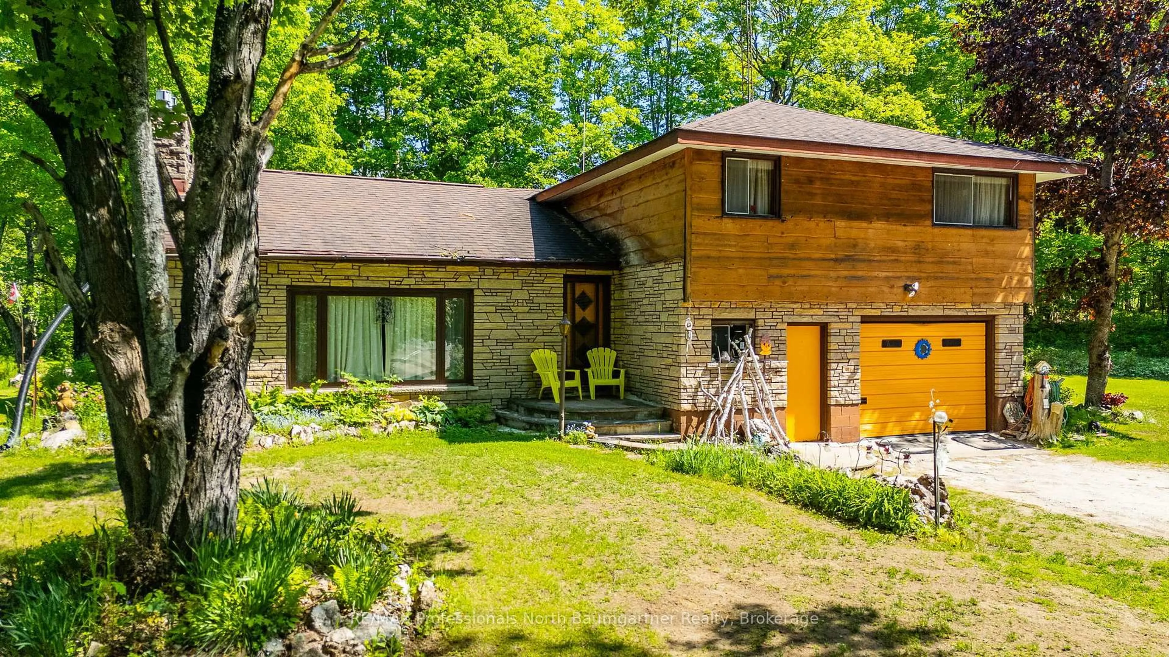 Home with brick exterior material, street for 12504 Highway 35, Minden Hills Ontario K0M 2K0