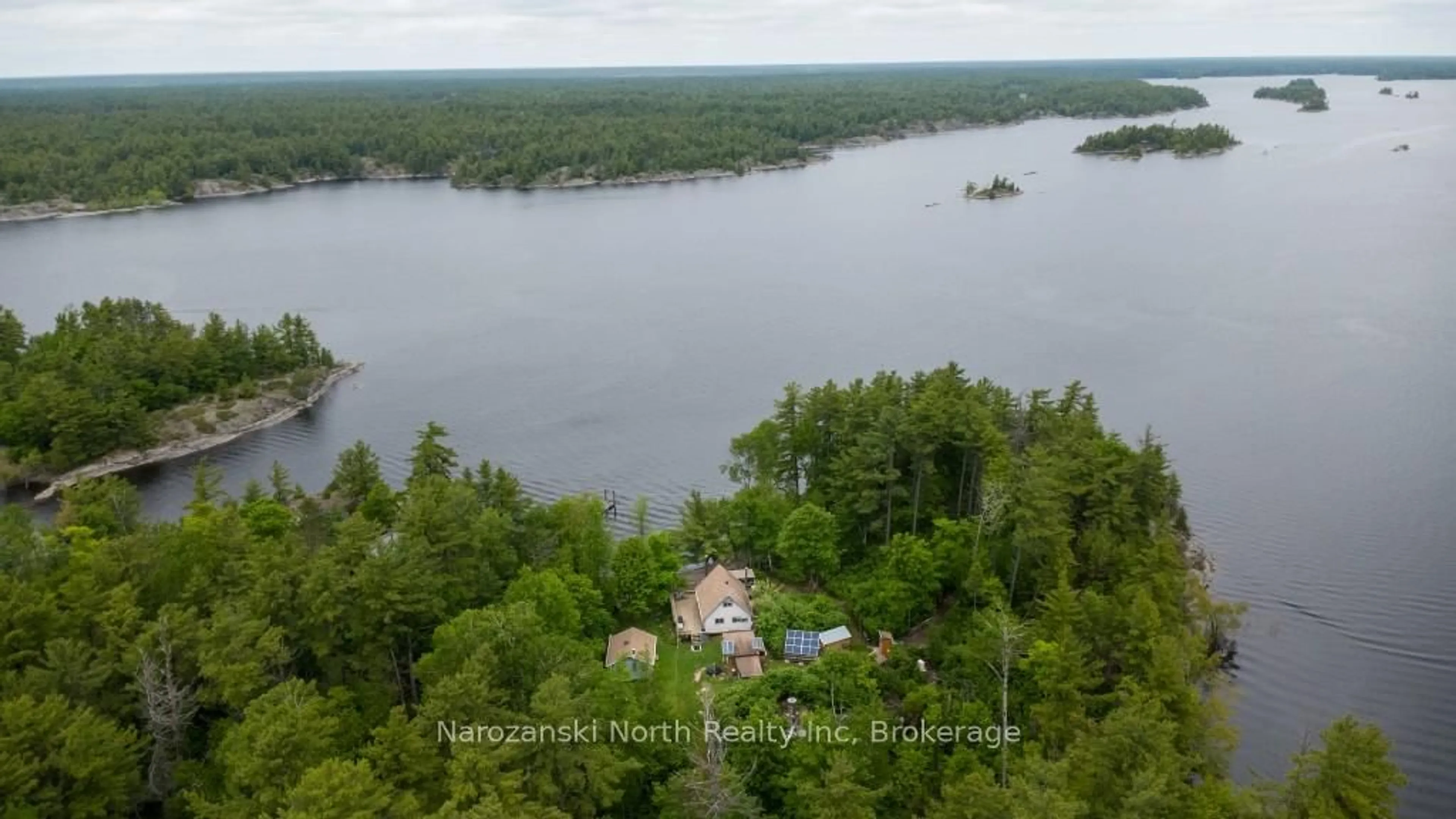 A pic from outside/outdoor area/front of a property/back of a property/a pic from drone, water/lake/river/ocean view for Boat Access French River, French River Ontario P0M 1A0