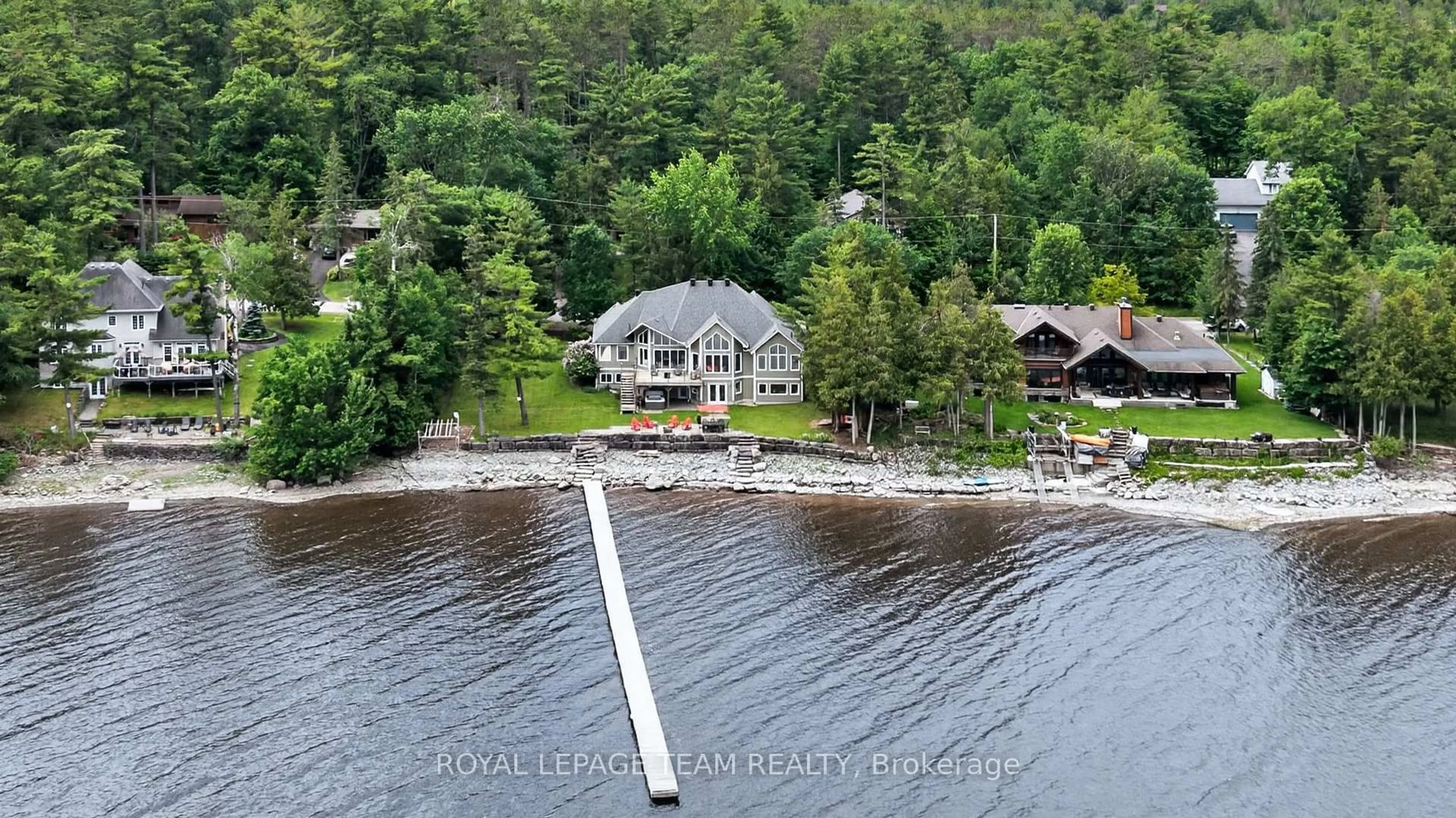 A pic from outside/outdoor area/front of a property/back of a property/a pic from drone, water/lake/river/ocean view for 3778 Armitage Ave, Ottawa Ontario K0A 1T0