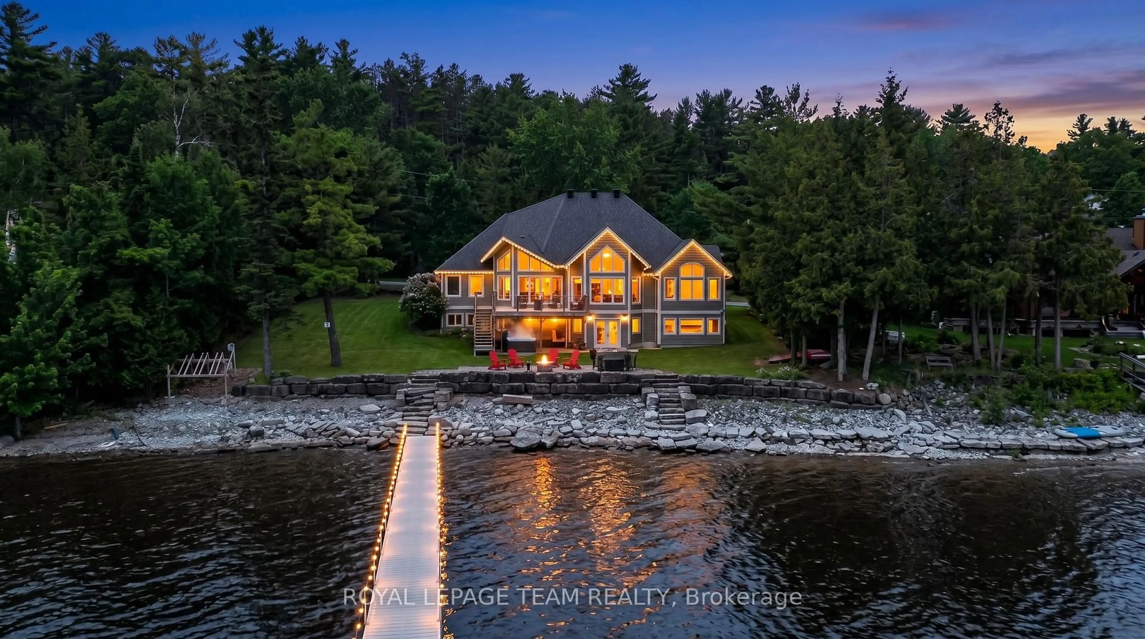 A pic from outside/outdoor area/front of a property/back of a property/a pic from drone, water/lake/river/ocean view for 3778 Armitage Ave, Ottawa Ontario K0A 1T0