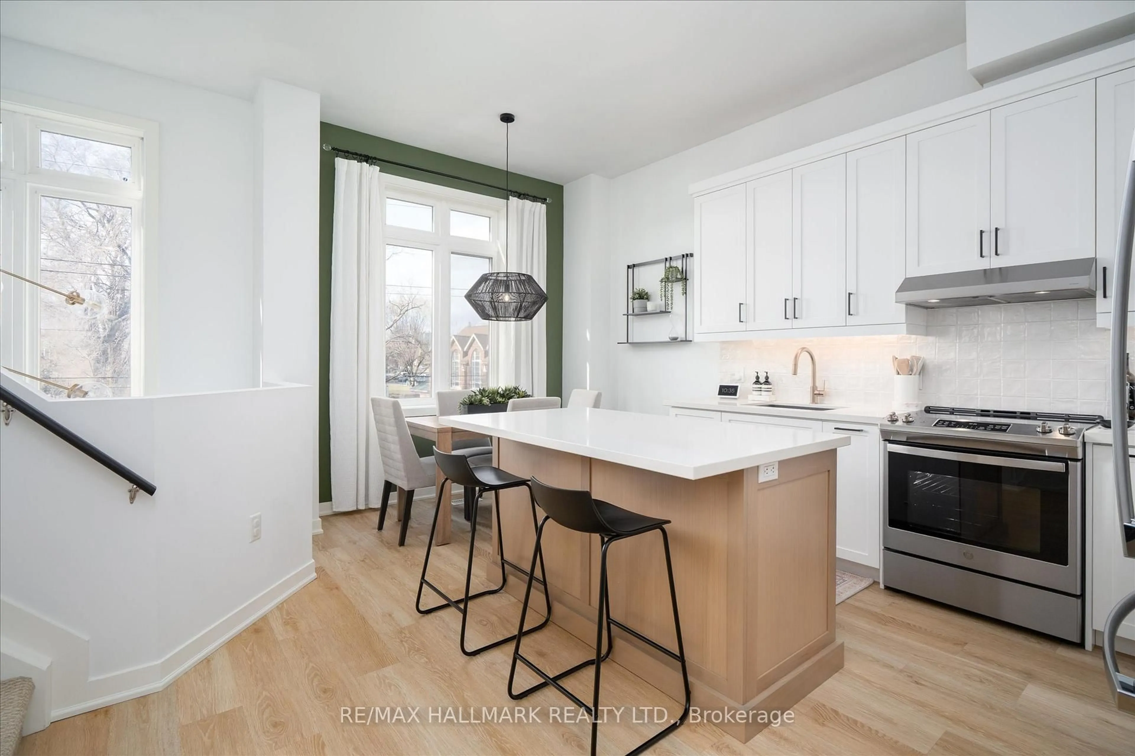 Open concept kitchen, unknown for 53 Wood St, Hamilton Ontario L8L 3Y2