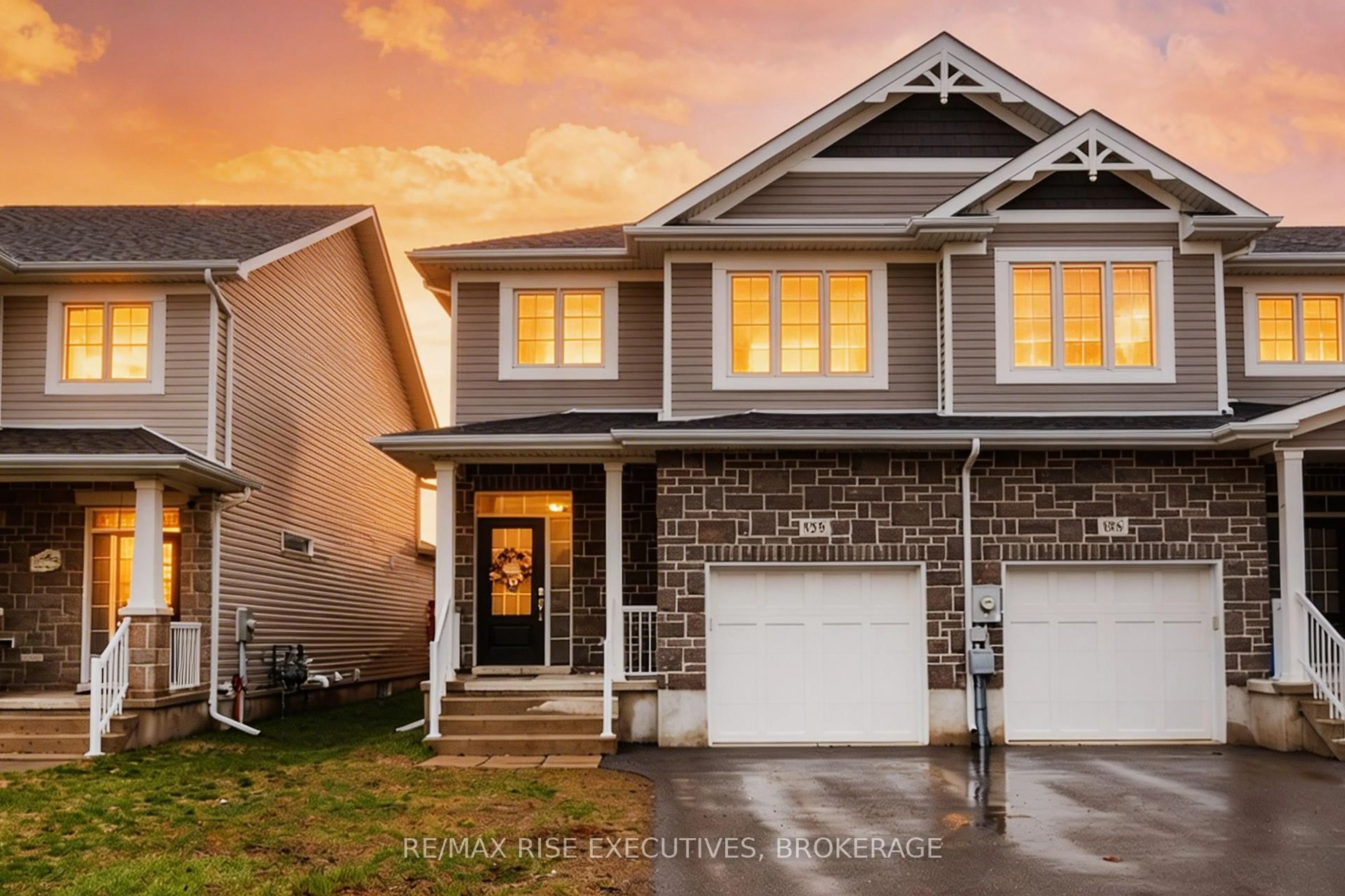 Home with vinyl exterior material, street for 1538 Davenport Cres, Kingston Ontario K7P 0M6