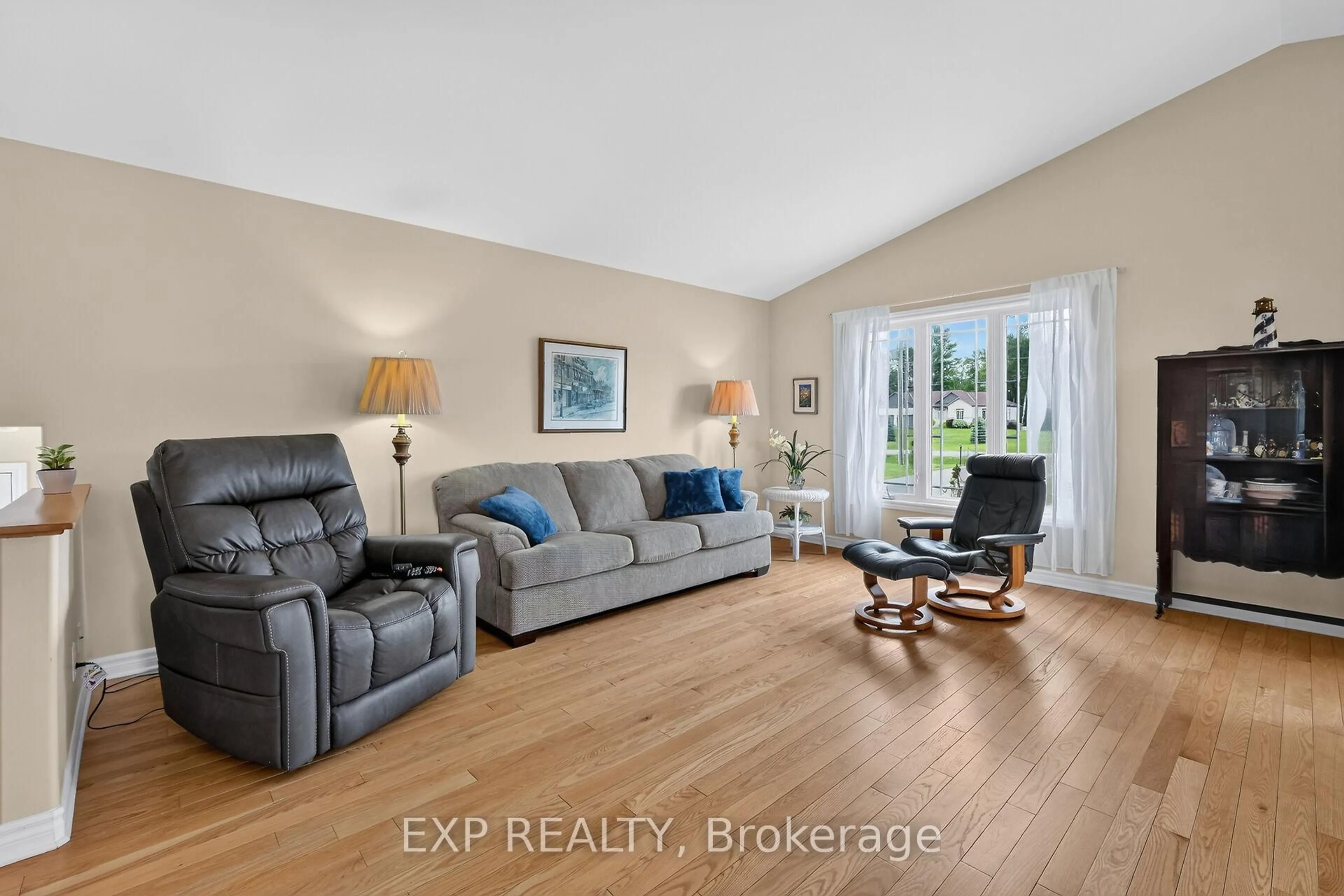 Living room with furniture, unknown for 331 Dean Ridge Rd, Carleton Place Ontario K7C 0E1