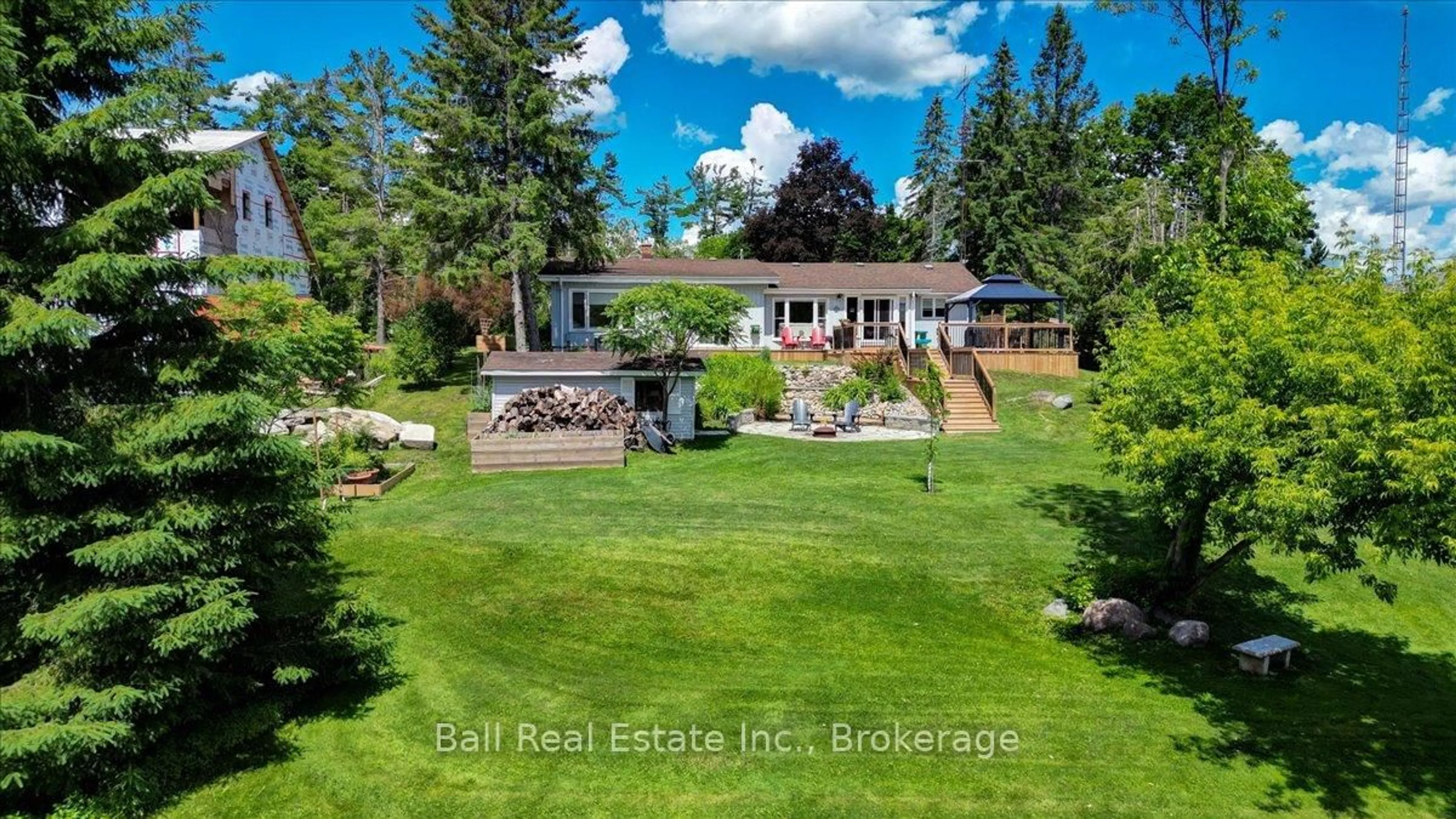 A pic from outside/outdoor area/front of a property/back of a property/a pic from drone, unknown for 883 Tindle Crt, Selwyn Ontario K9J 0C5