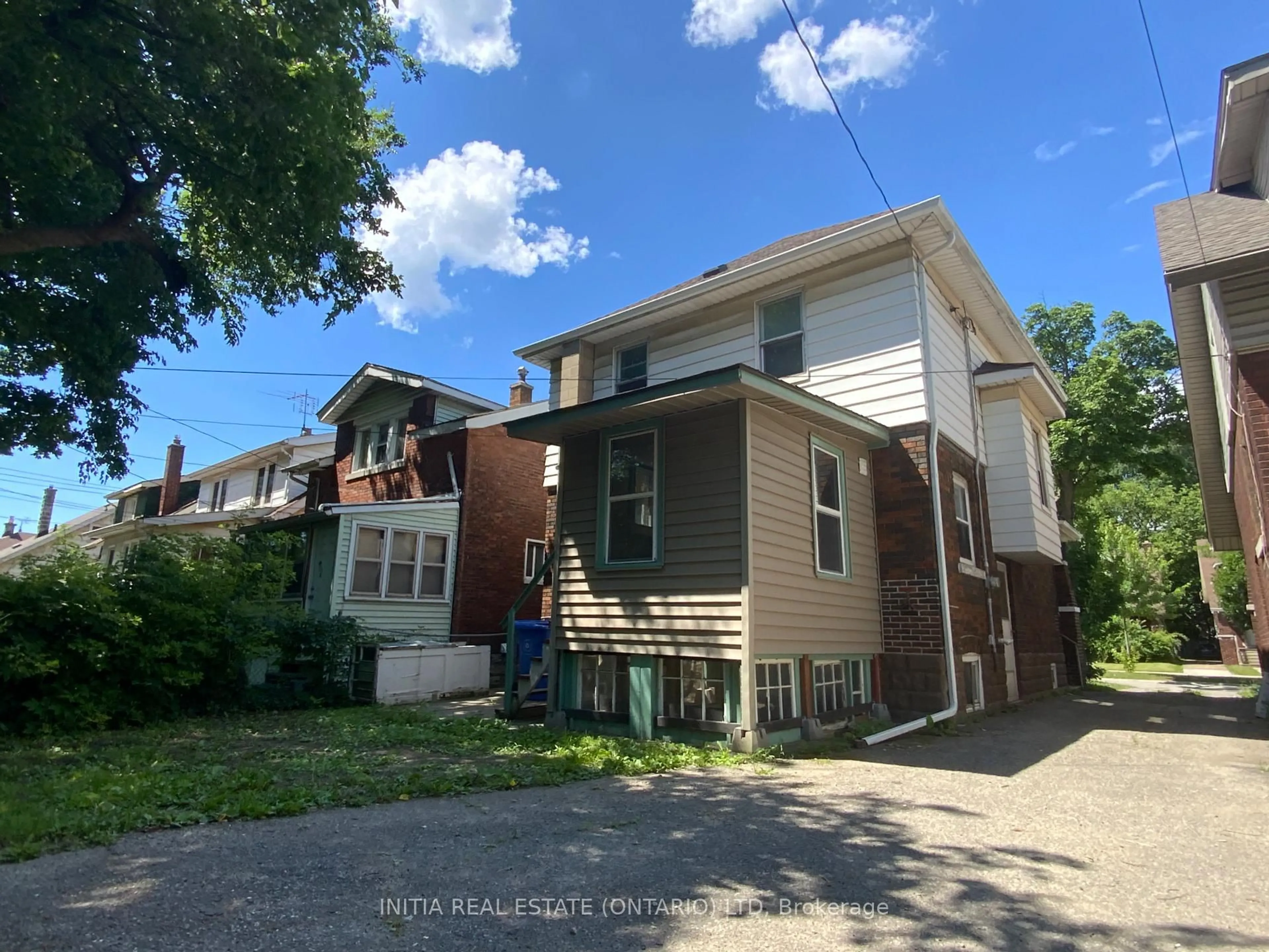 Unknown for 356 Rankin Ave, Windsor Ontario N9B 2R7