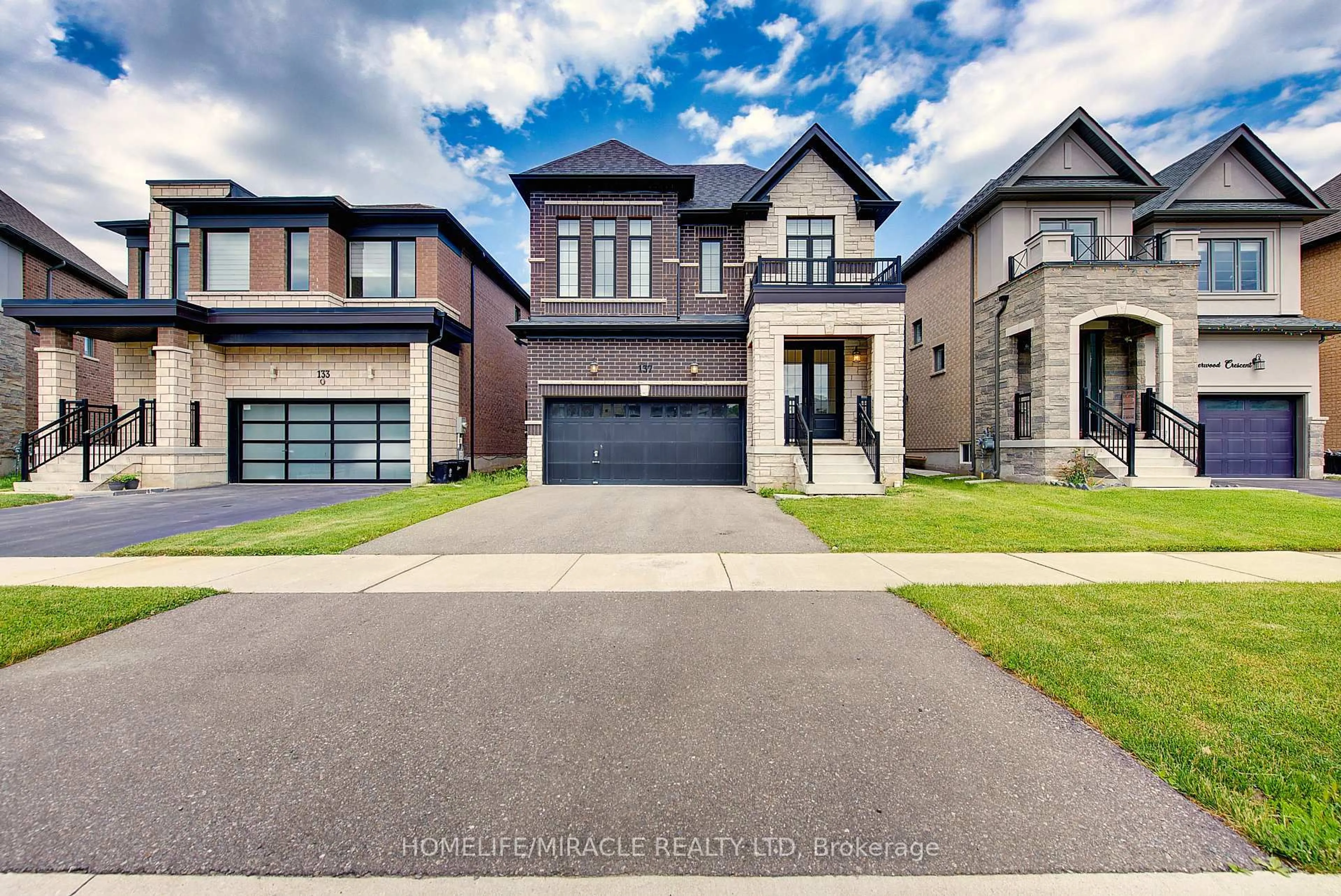 Home with brick exterior material, street for 137 Silverwood Cres, Woodstock Ontario N4T 0M6