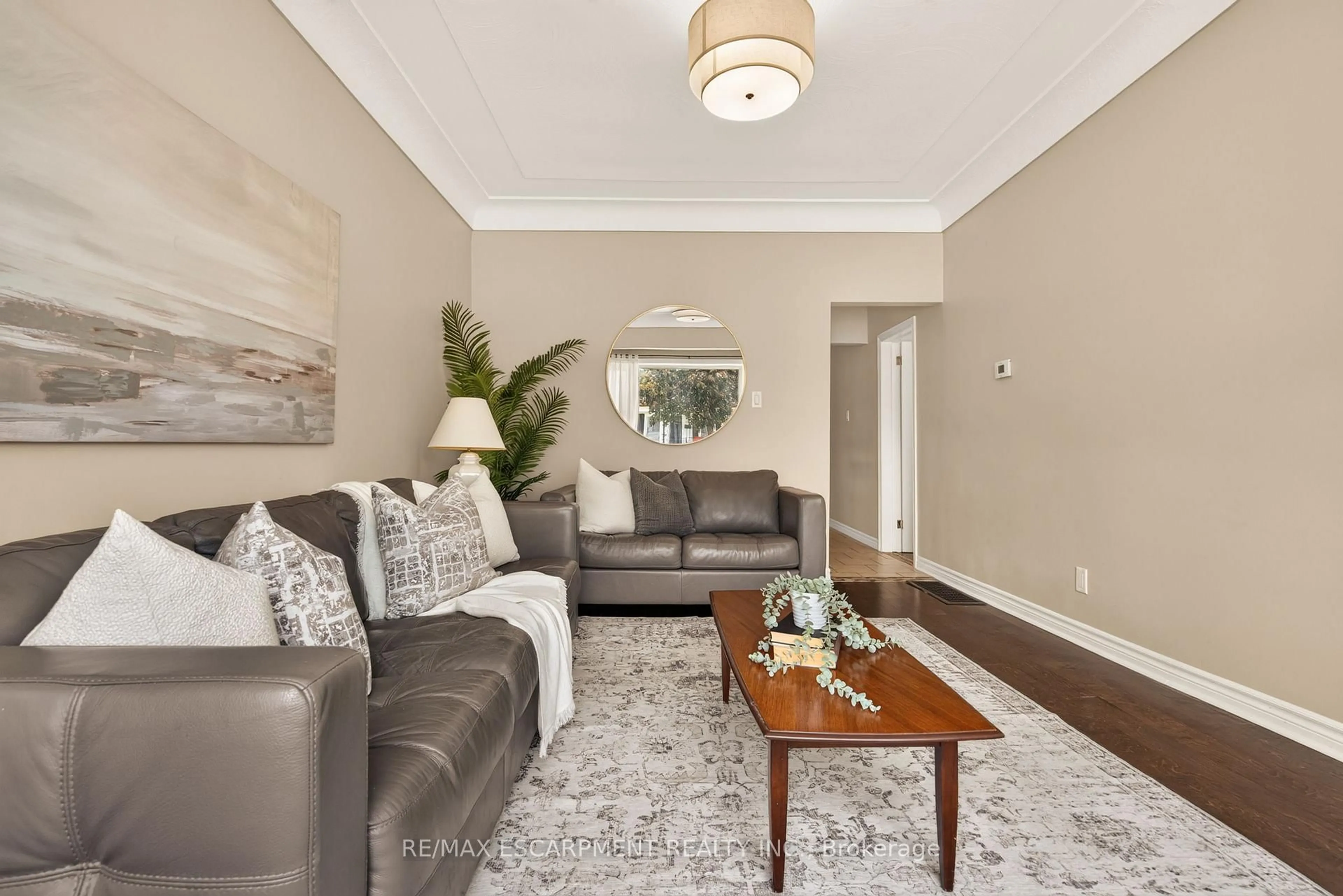 Living room with furniture, unknown for 277 Normanhurst Ave, Hamilton Ontario L8H 5N3
