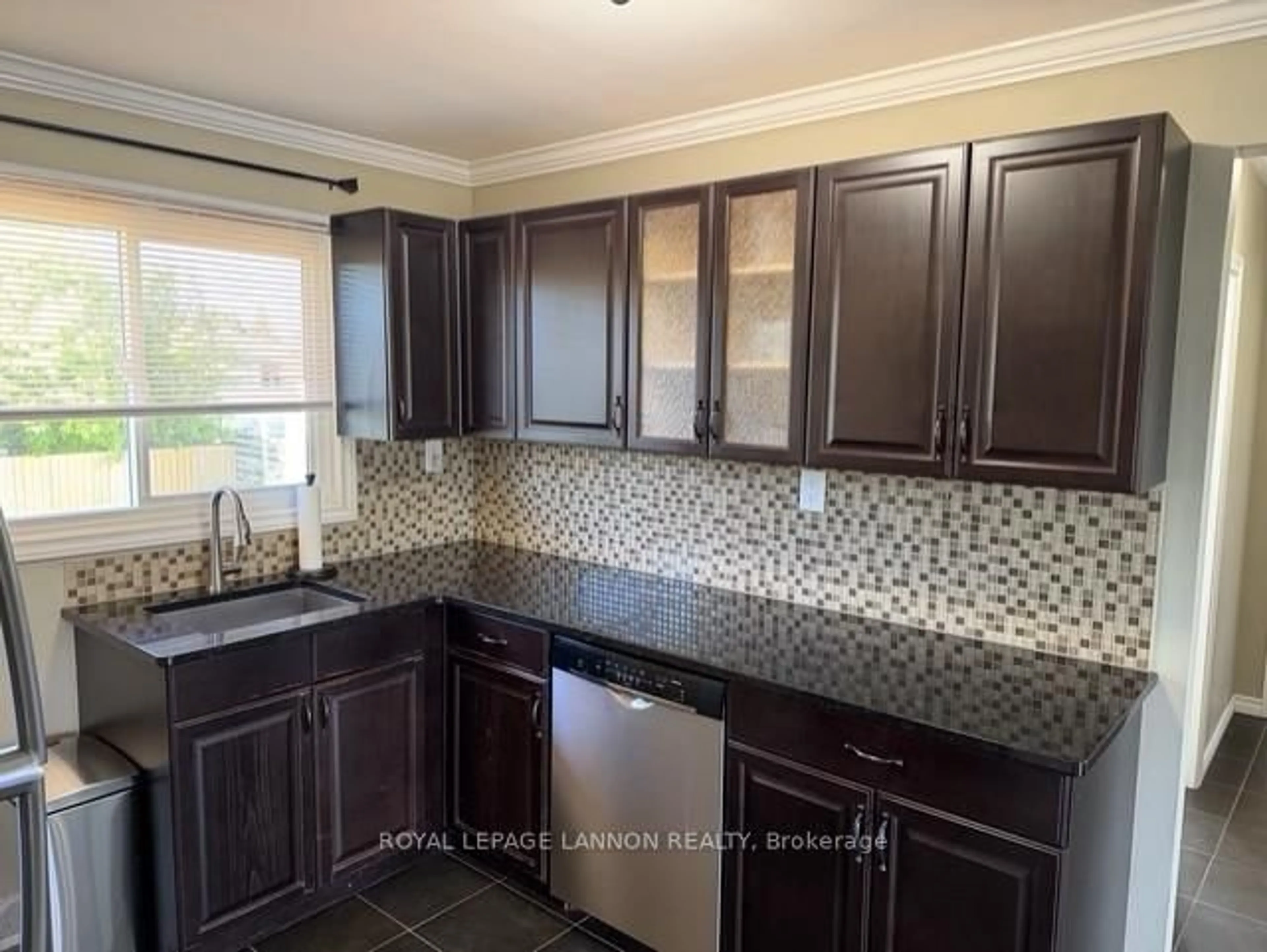 Standard kitchen, ceramic/tile floor for 17 Velva Ave, Thunder Bay Ontario P7A 6N4