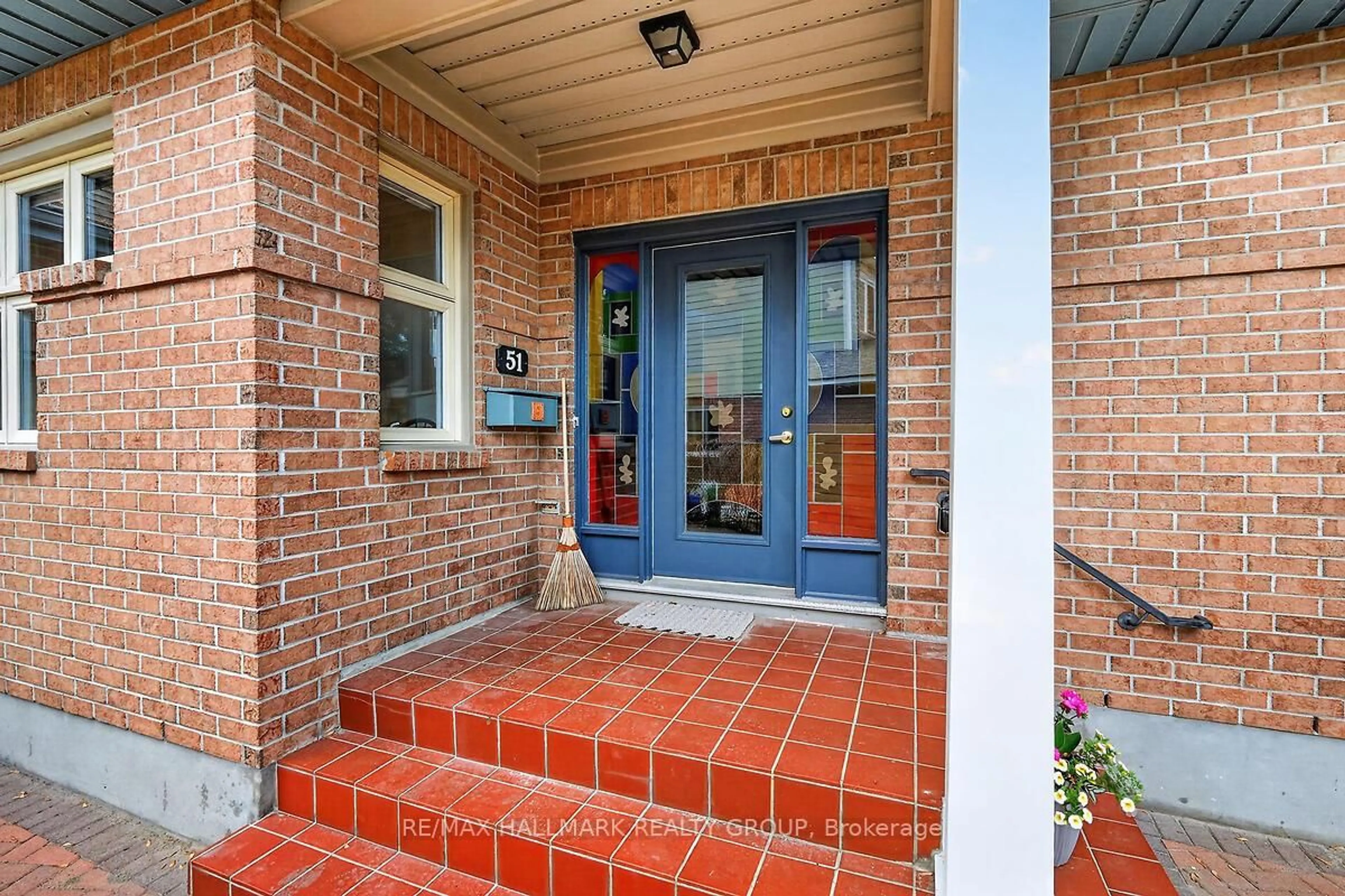 Unknown for 51 Castlethorpe Cres, Ottawa Ontario K2G 5P9