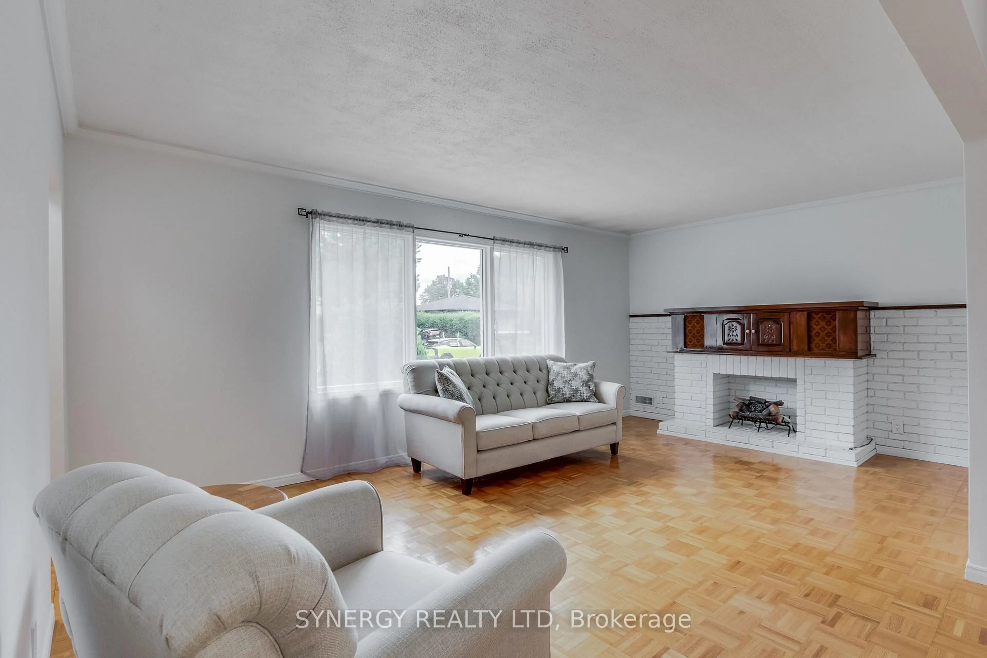 Living room with furniture, unknown for 266 Adelaide St, Strathroy-Caradoc Ontario N7G 2V8