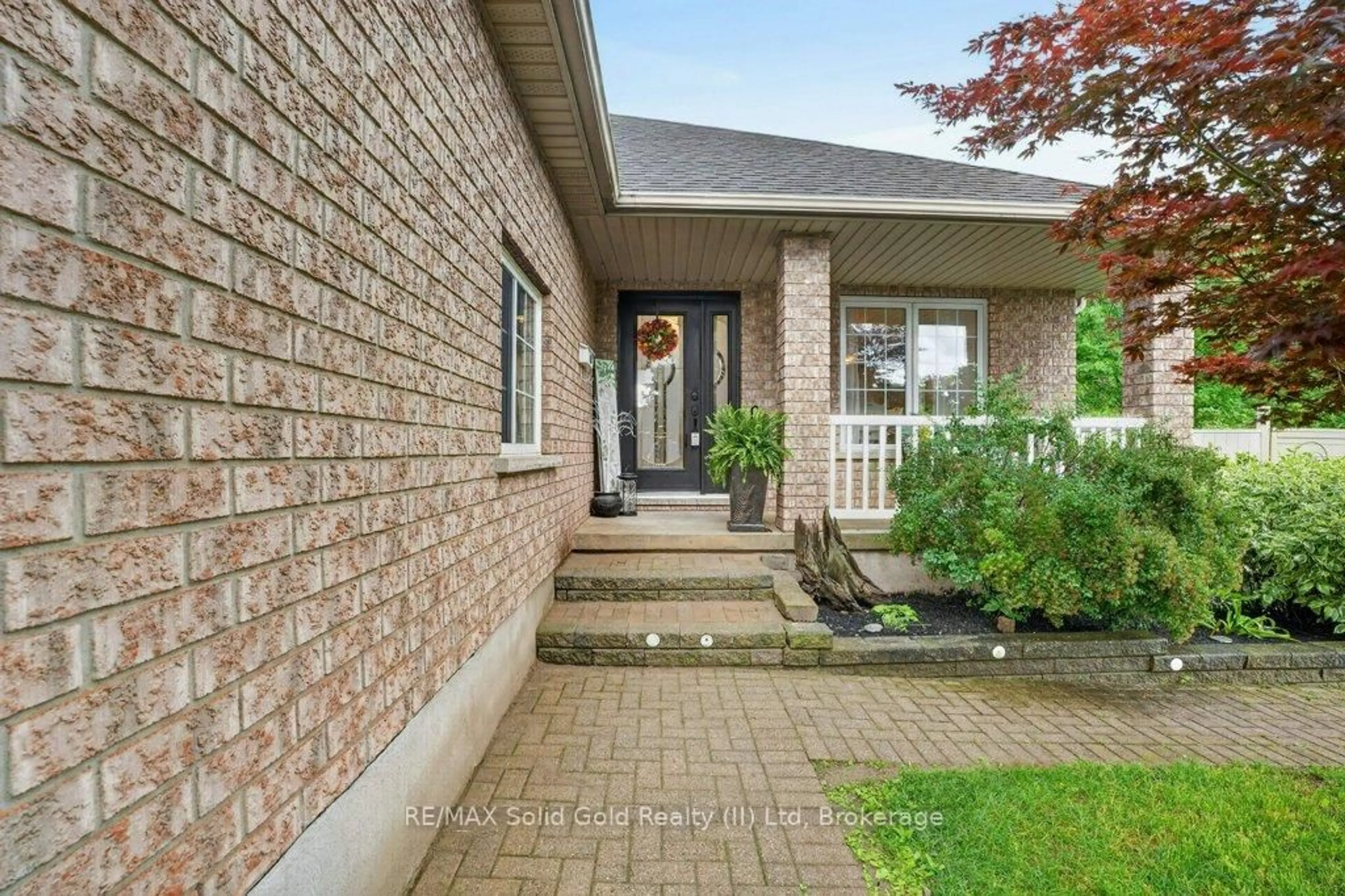 Home with brick exterior material, street for 51 Westcliff Way, Cambridge Ontario N1S 5B4
