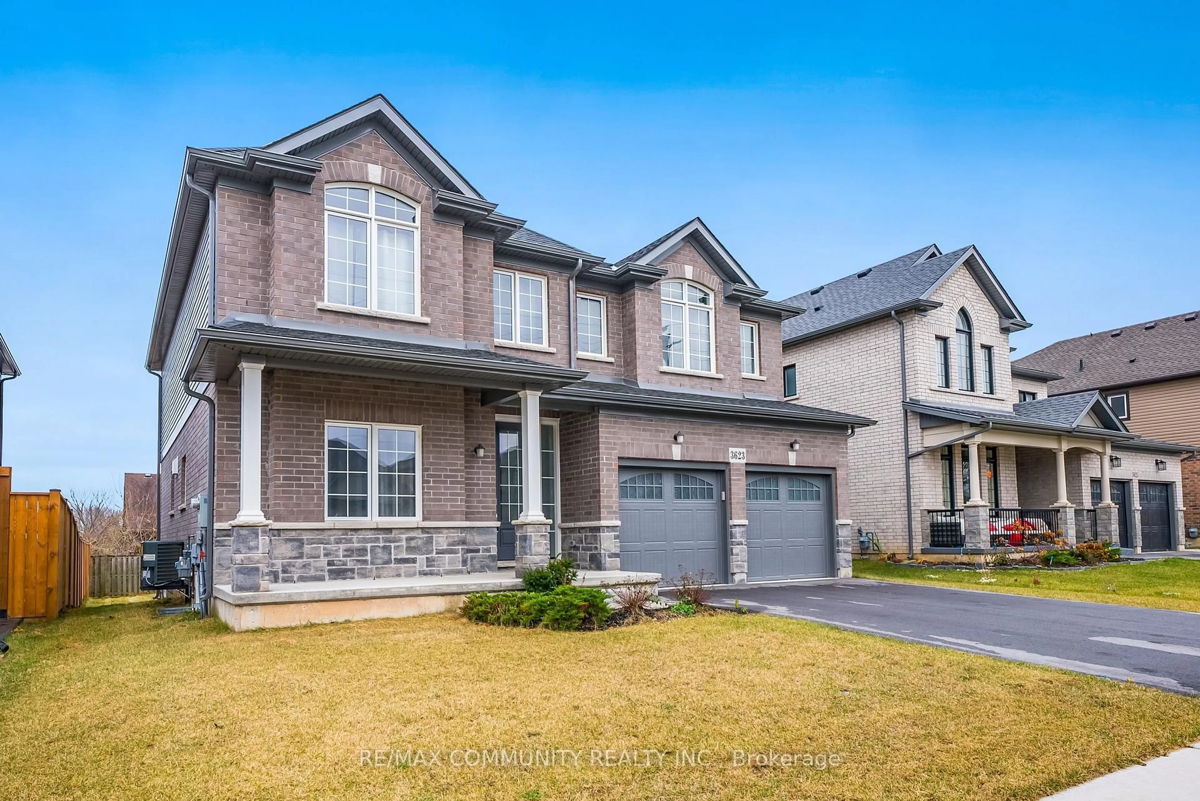 Home with brick exterior material, street for 3623 Thunder Bay Rd, Fort Erie Ontario L0S 1N0