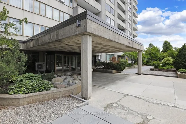 2625 Regina St #207, Ottawa 3