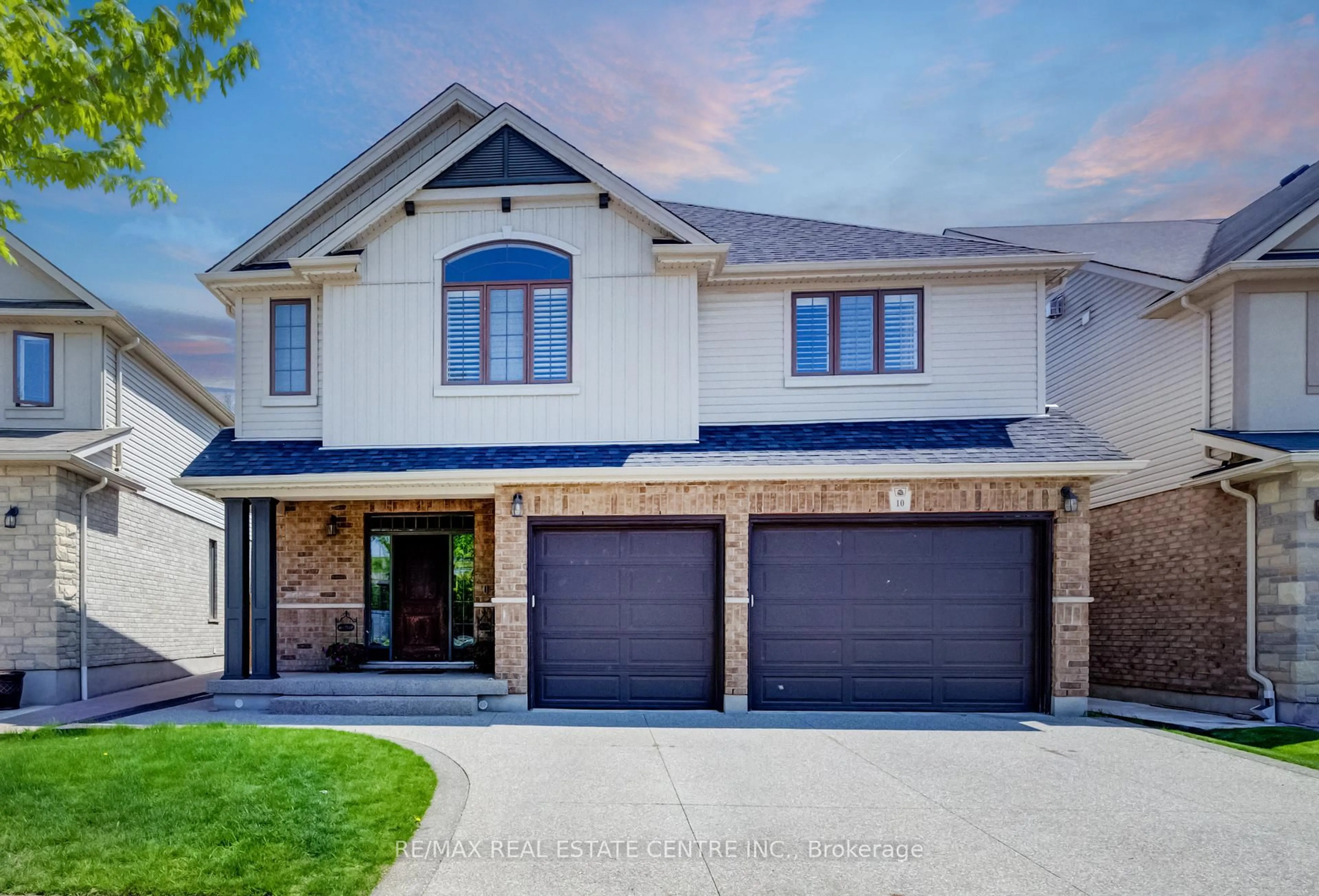 Home with brick exterior material, street for 10 Deer Creek St, Kitchener Ontario N2A 0E7