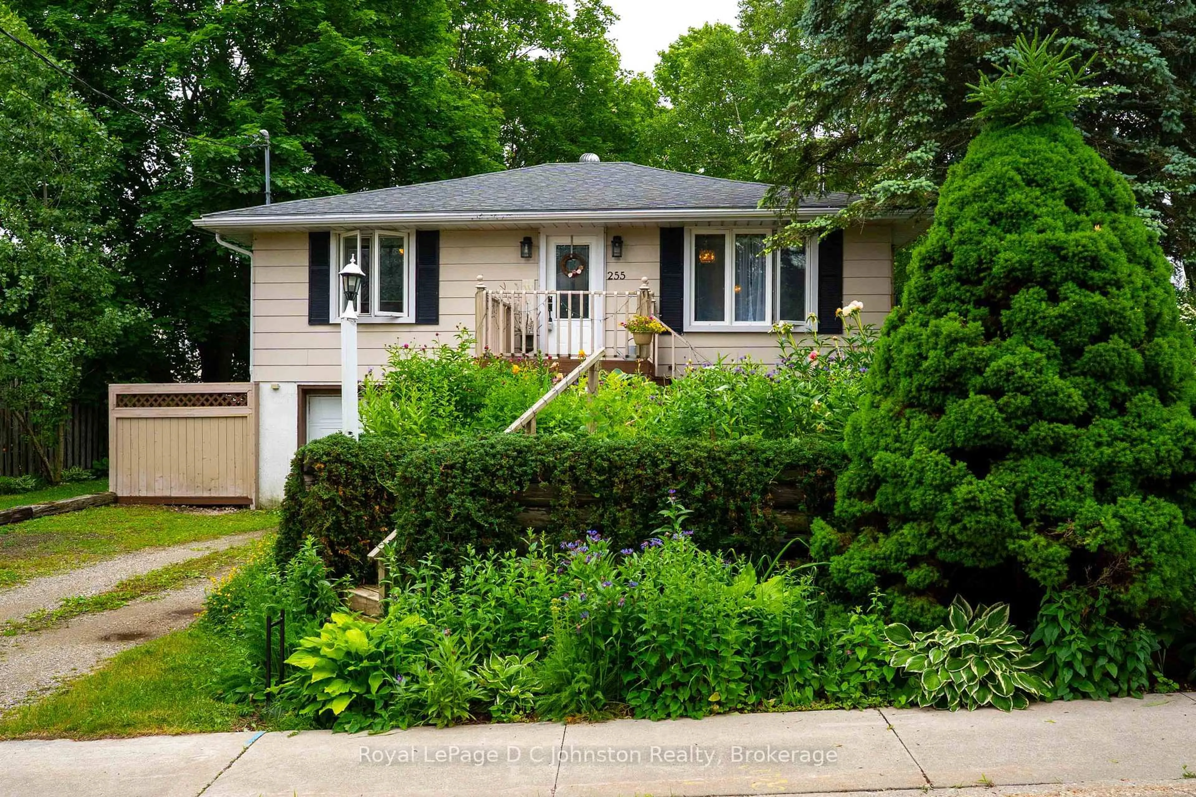 Home with brick exterior material, street for 255 Rowe St, Arran-Elderslie Ontario N0G 2N0